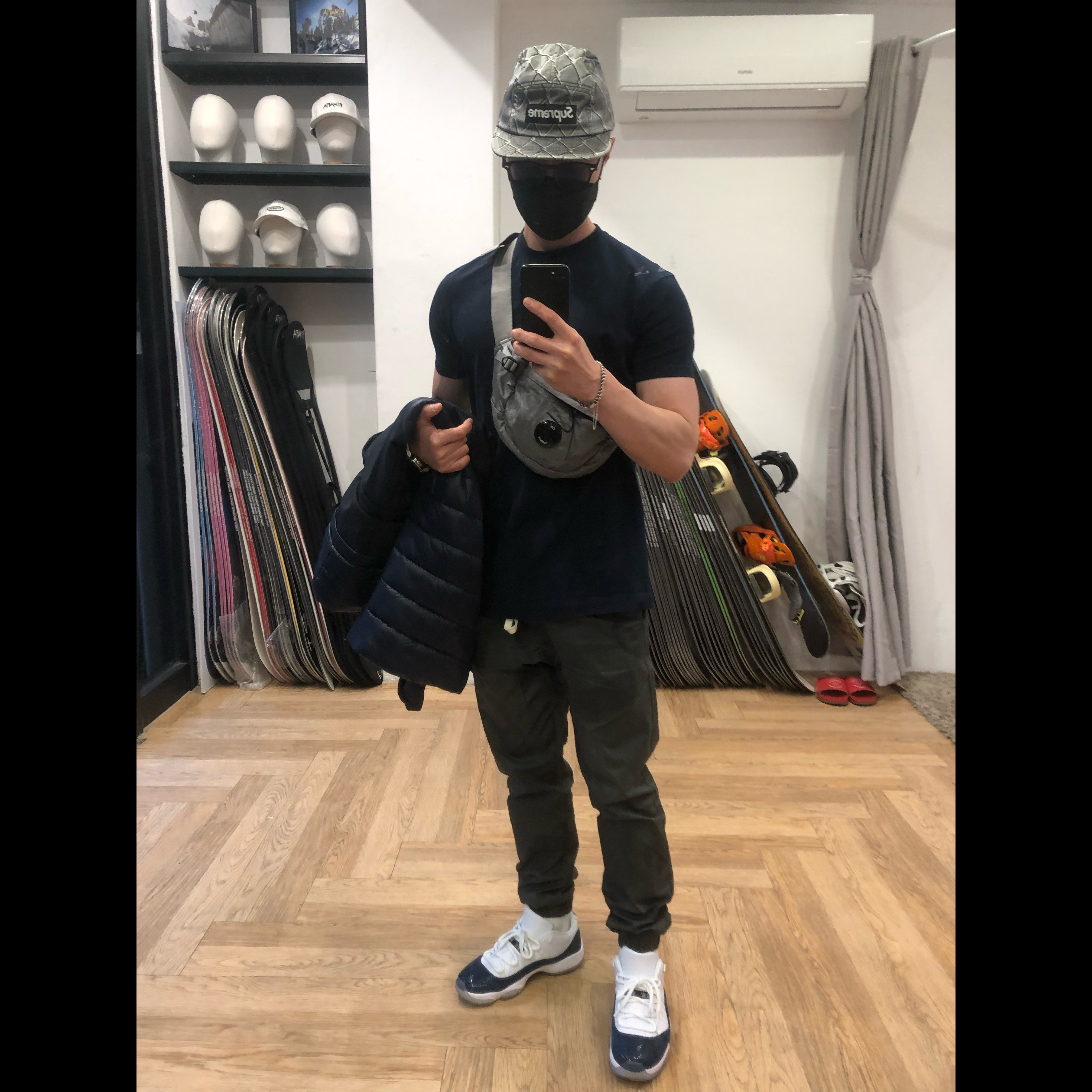 Jordan 11 Retro Low Navy Snakeskin 2019 착용 스타일