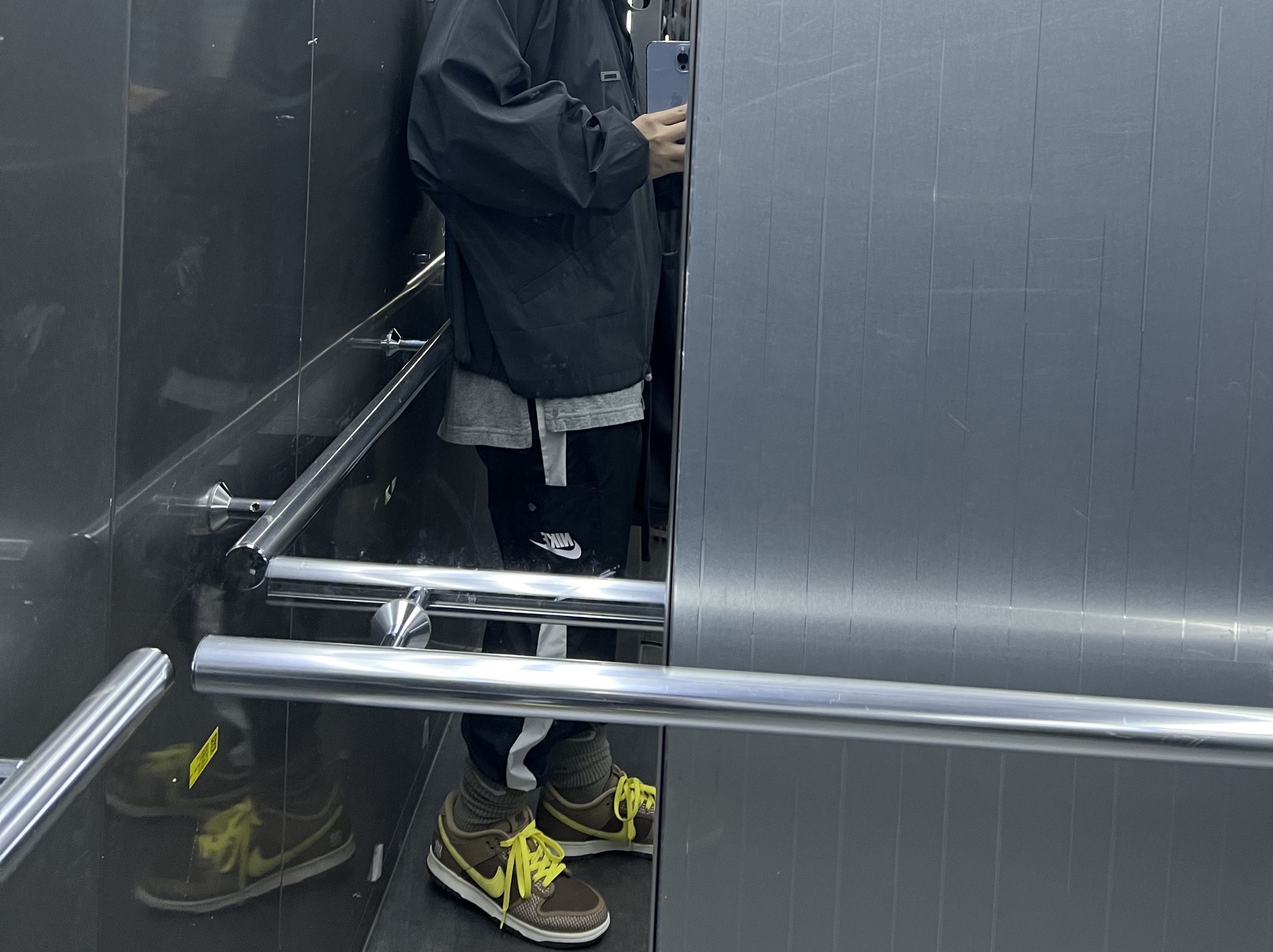 Essentials Track Jacket Black Reflective - 20FW 착용 스타일