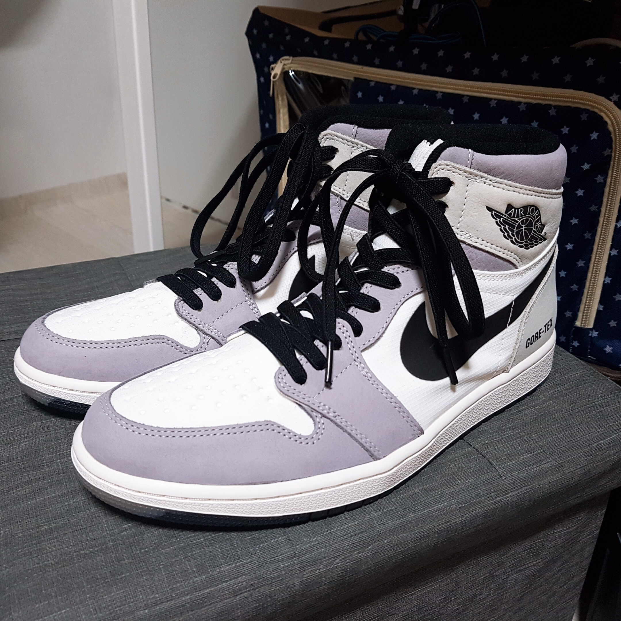 Jordan 1 Element Gore-Tex Sail 착용 스타일 - 1