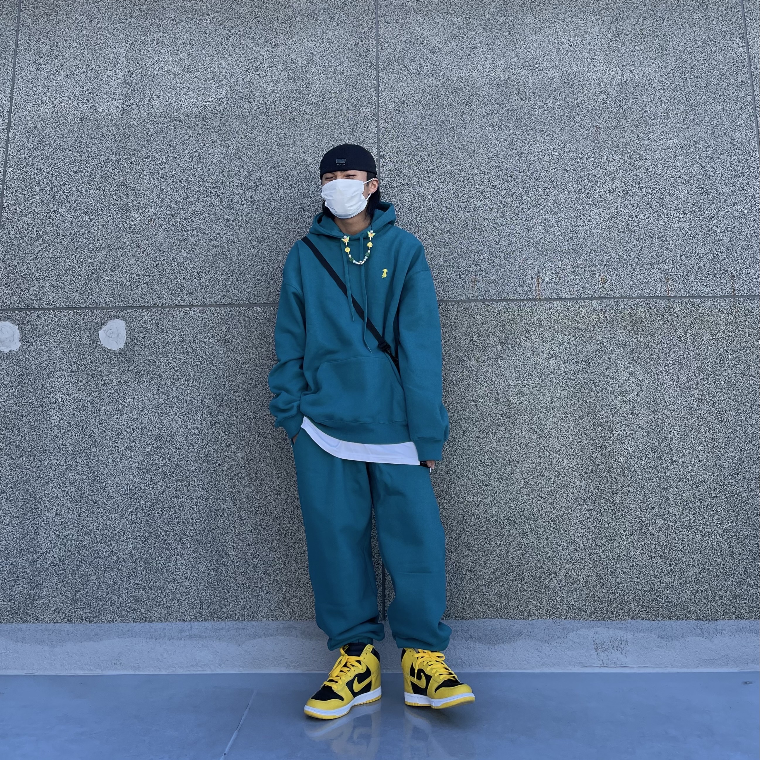 Nike Dunk High SP Varsity Maize 착용 스타일