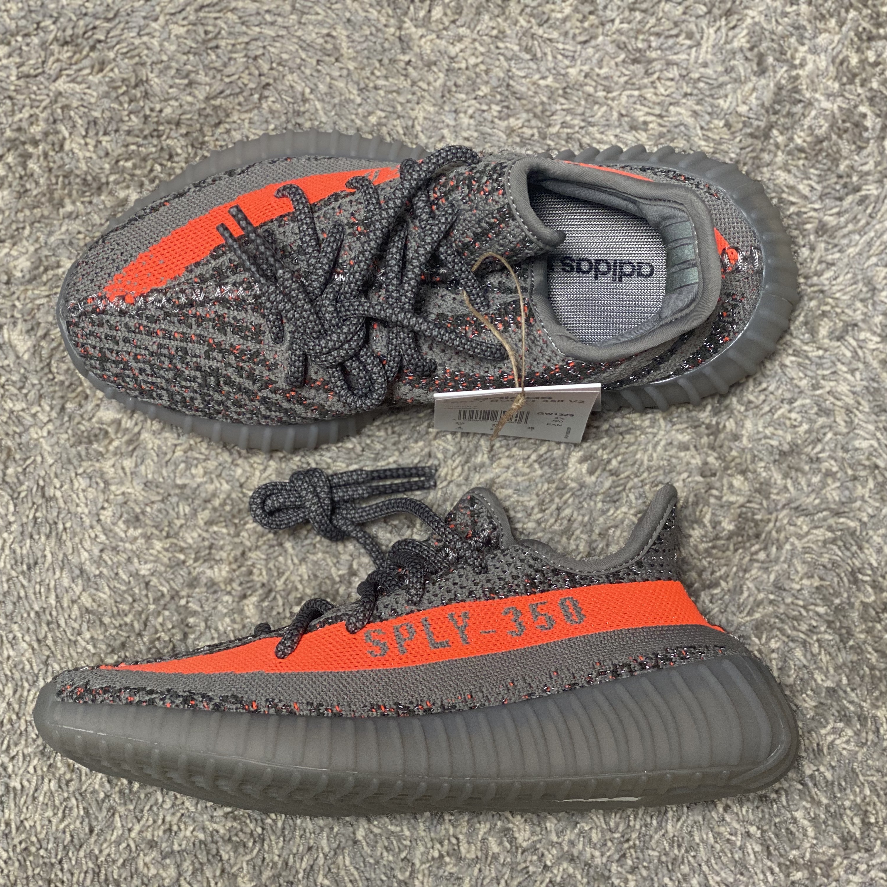 Adidas Yeezy Boost 350 V2 Beluga - Reflective 착용 스타일 - 2