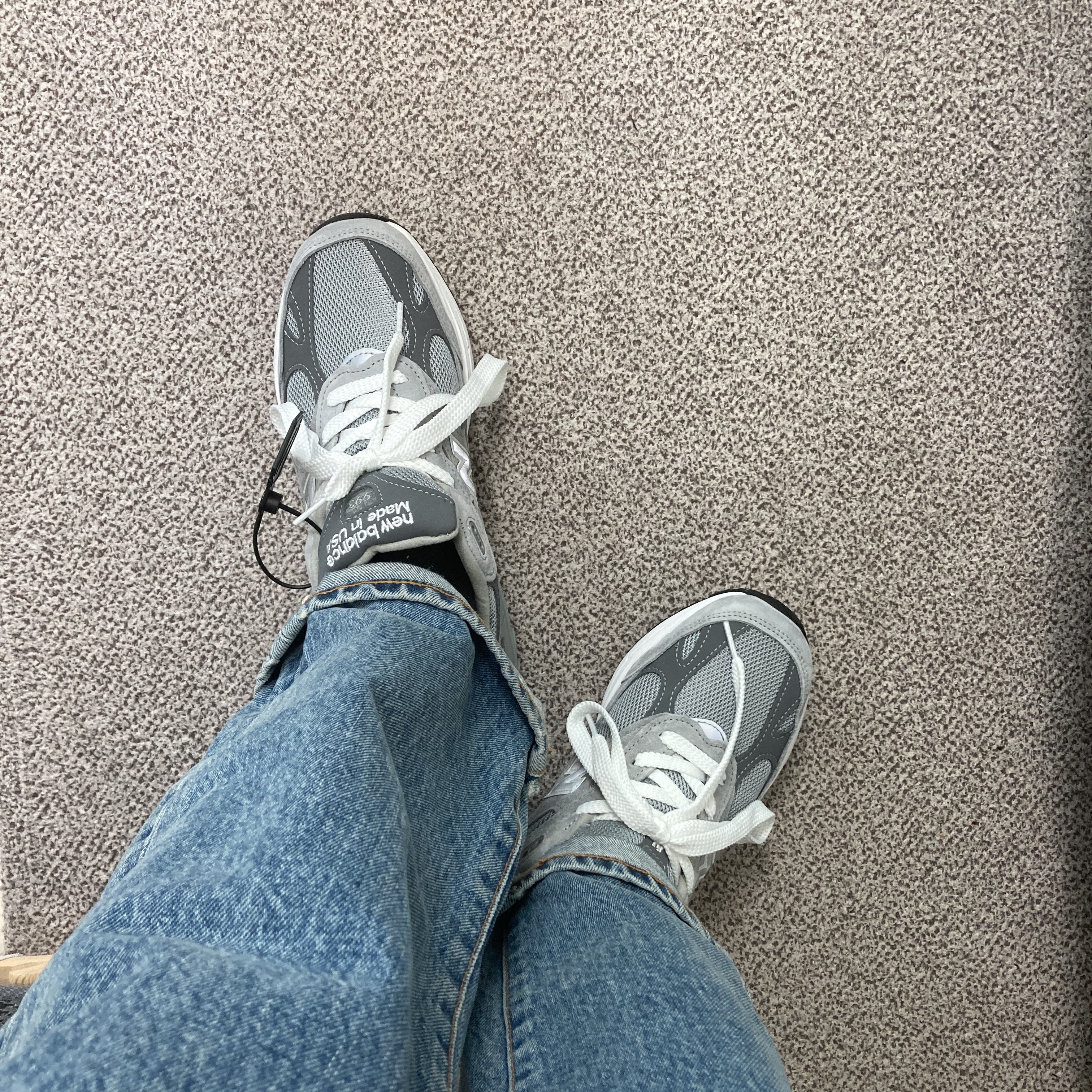 (W) New Balance 993 Made in USA Grey - B Standard 착용 스타일