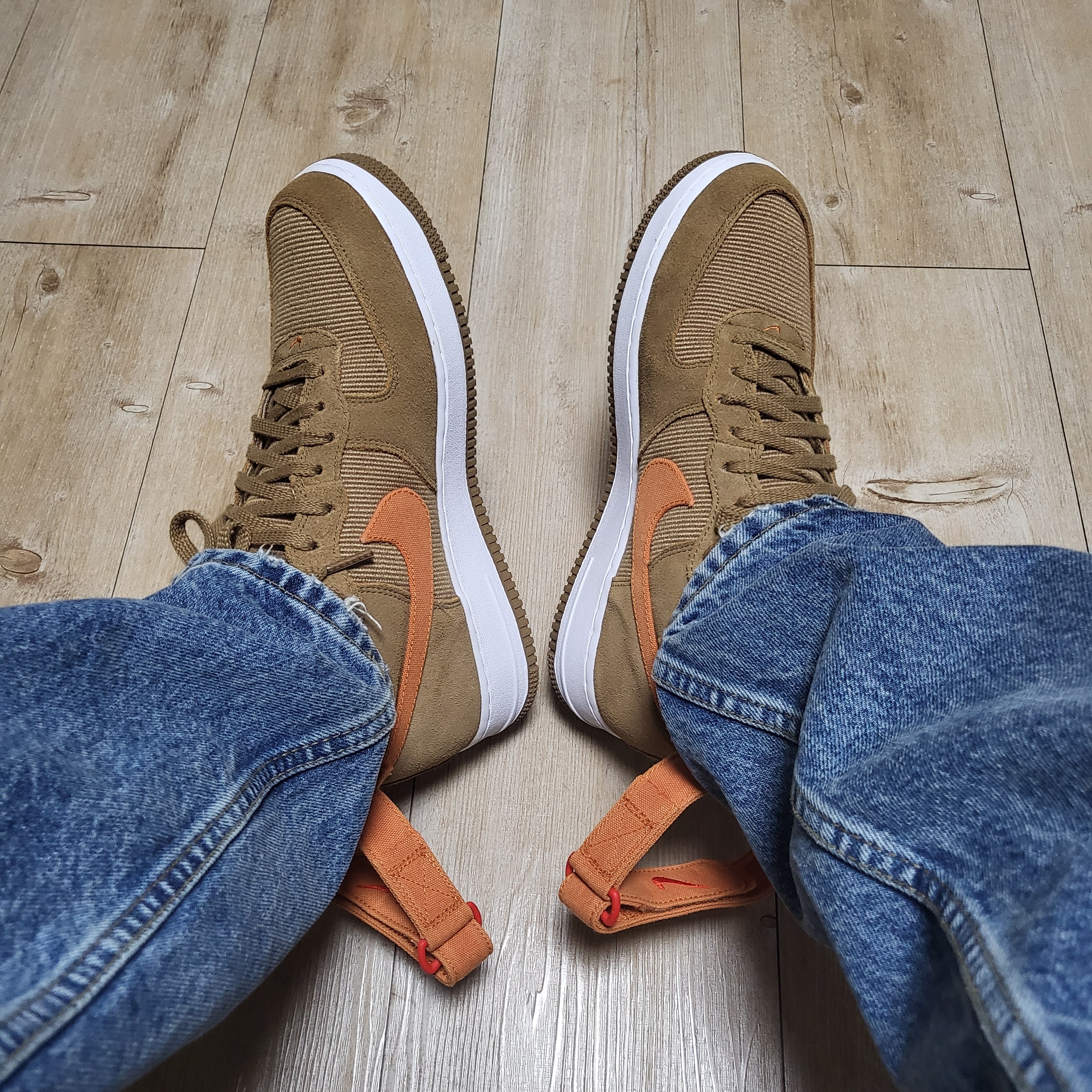 Nike Air Force 1 High '07 LX Dark Driftwood Hot Curry ์ฐฉ์ฉ ์คํ์ผ
