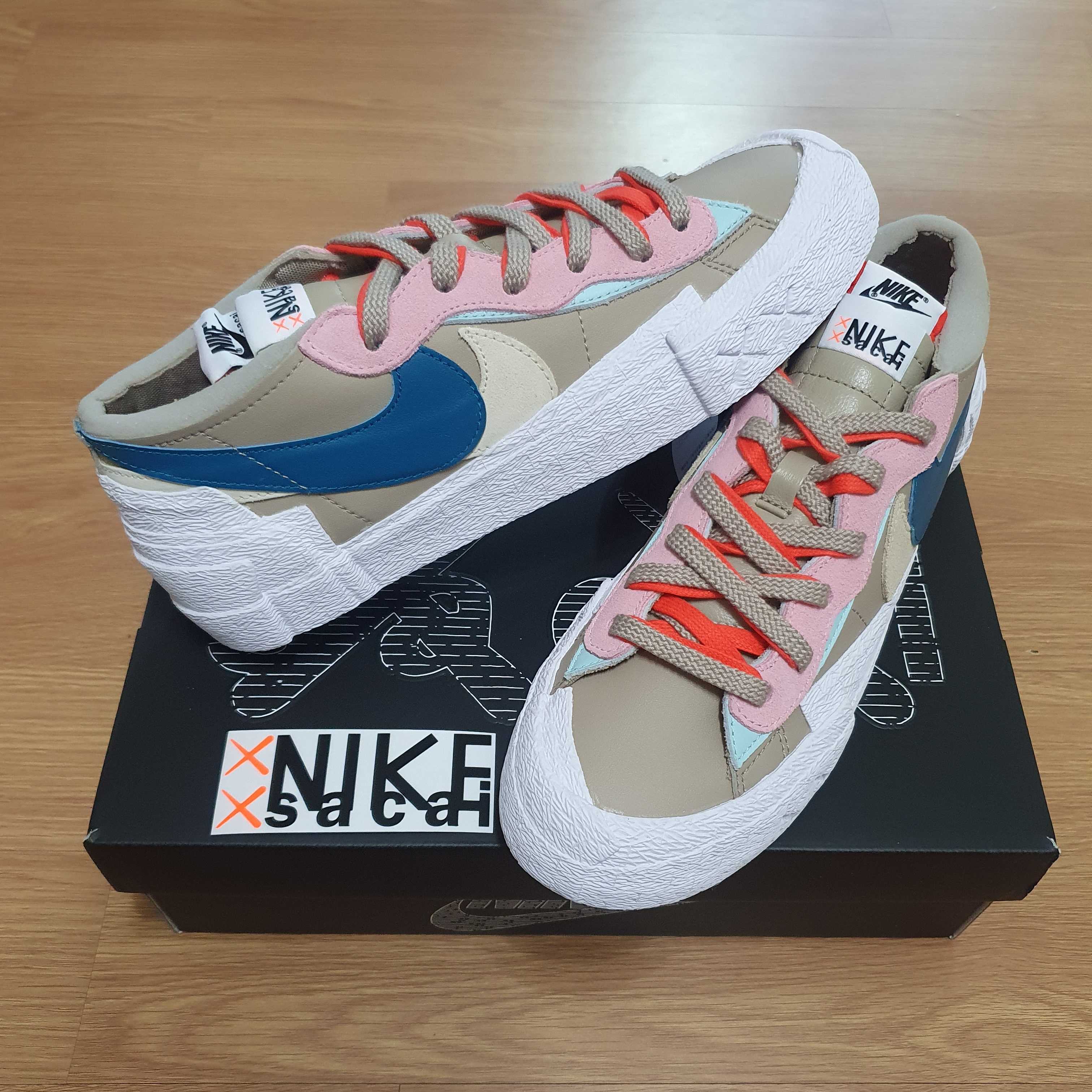Nike x Sacai x Kaws Blazer Low Reed, Nike x Sacai x Fragment LDWaffle Blackened Blue 착용 스타일 - 3