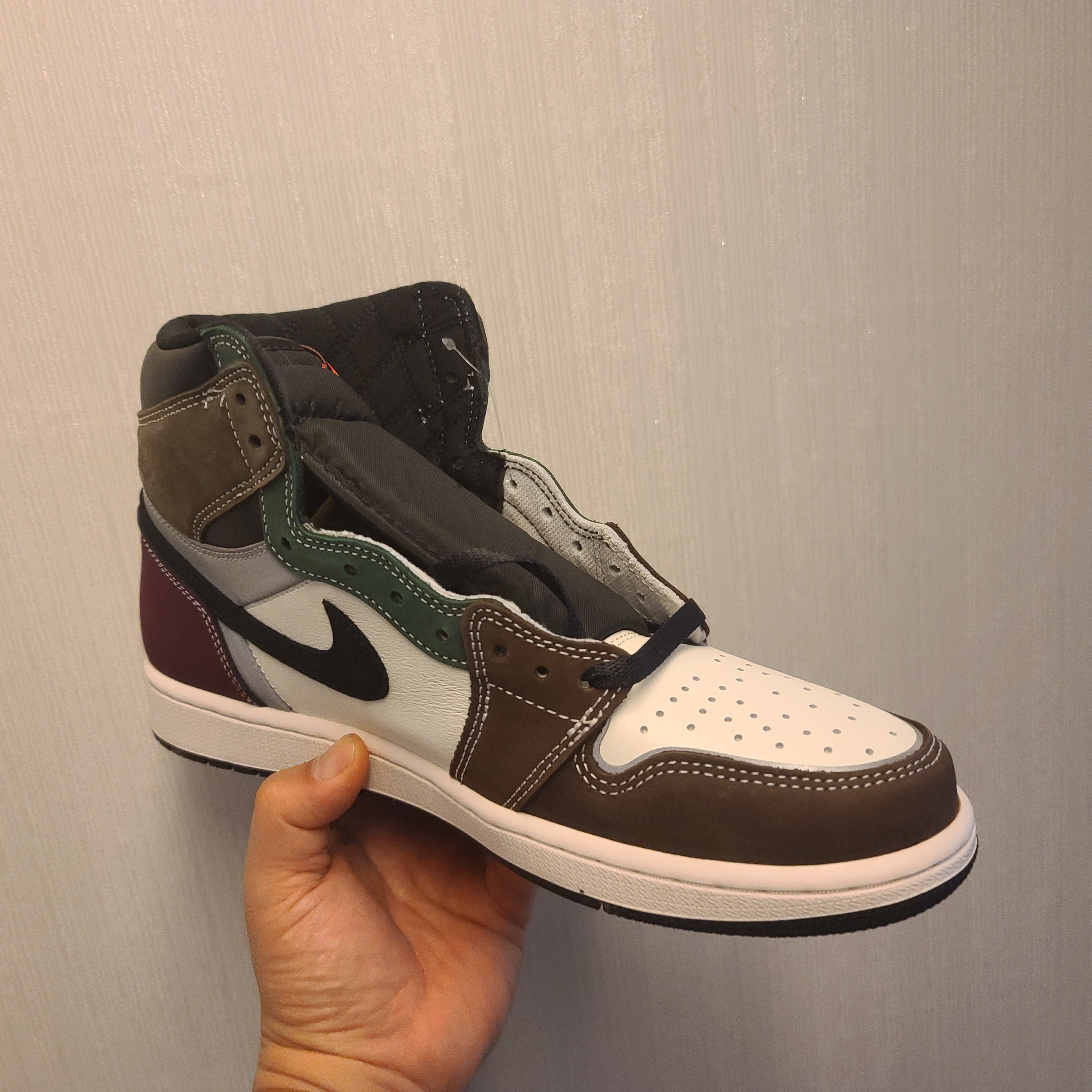 Jordan 1 Retro High OG Craft 착용 스타일 - 1