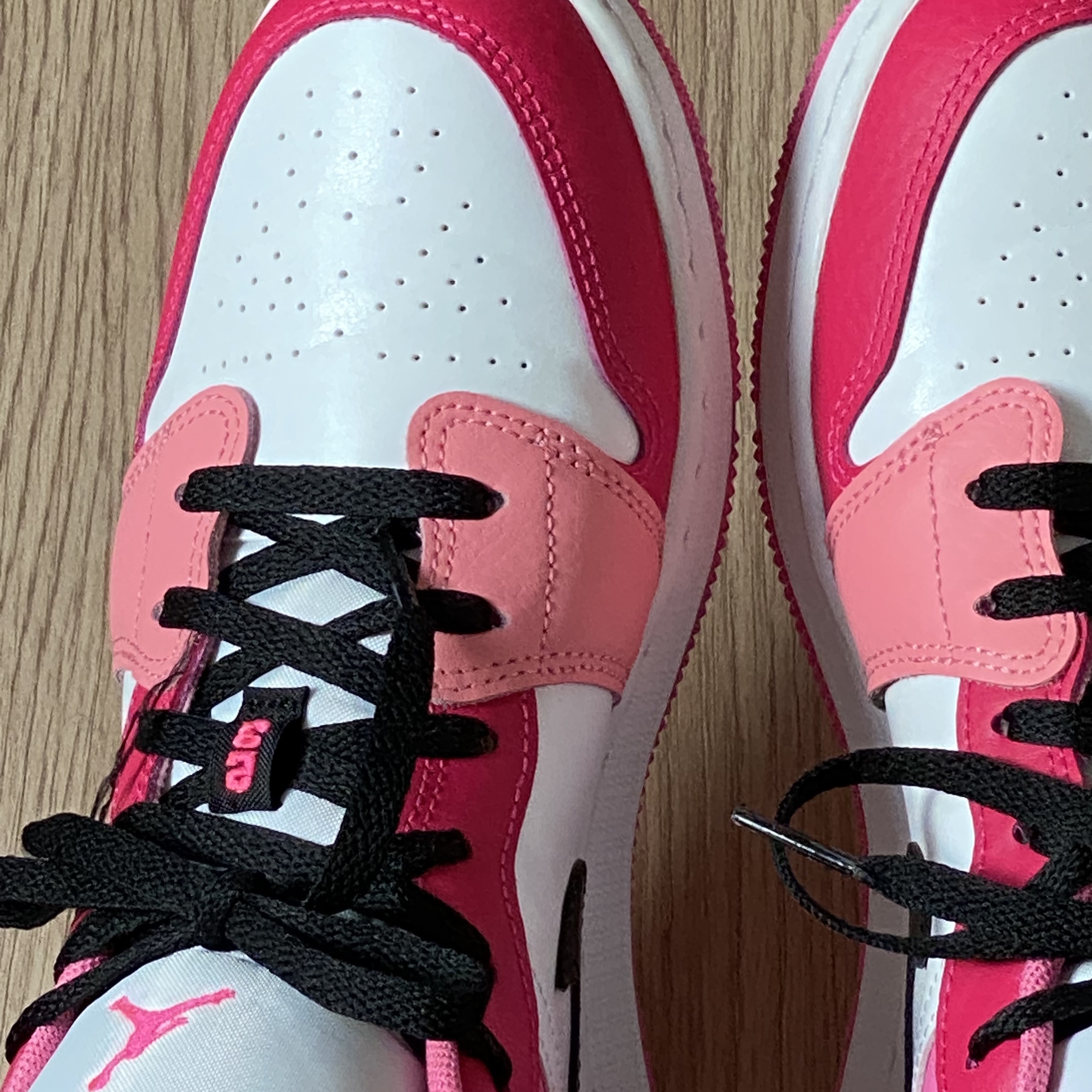 (GS) Jordan 1 Low Rush Pink 착용 스타일 - 2