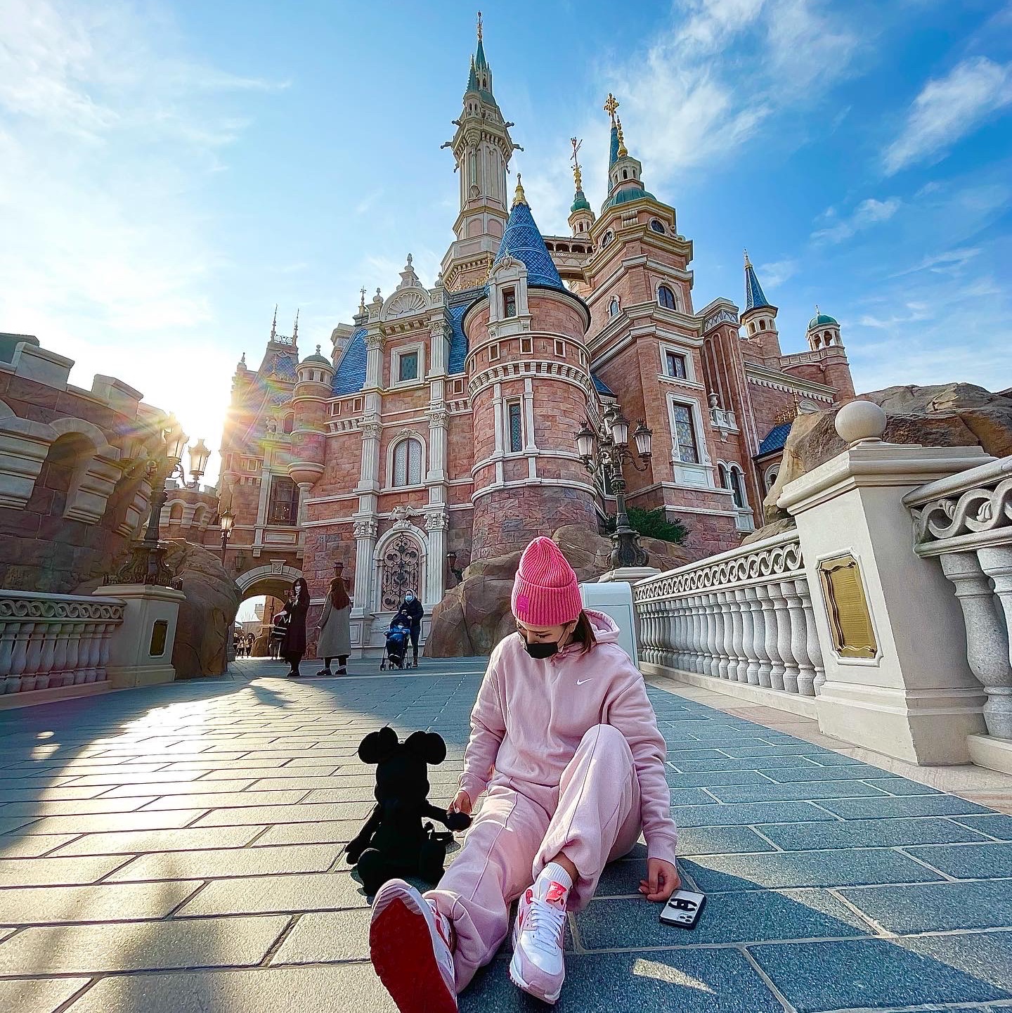 (W) Nike Air Max 90 QS Valentine's Day 착용 스타일 - 1