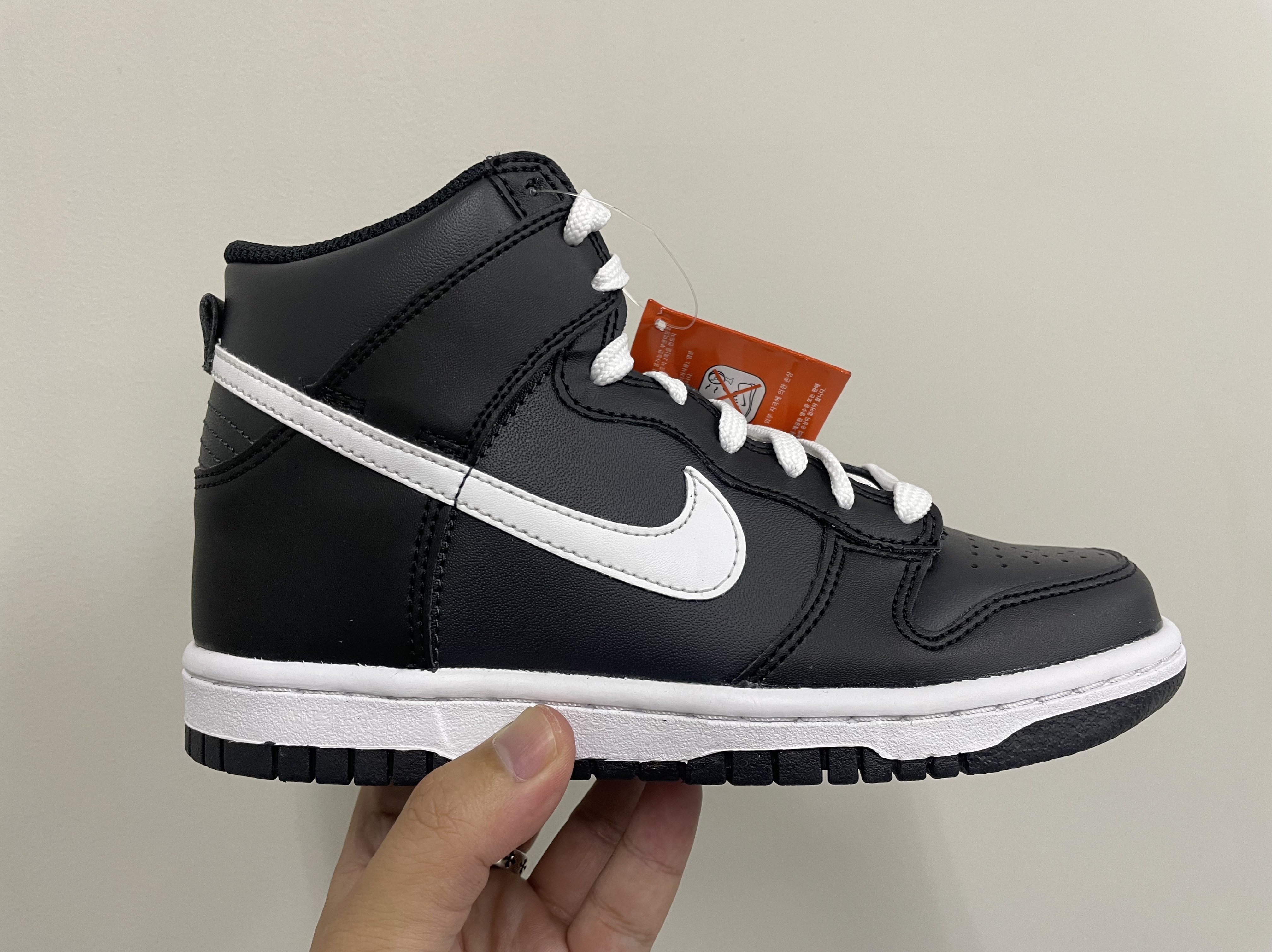 (GS) Nike Dunk High Anthracite 착용 스타일