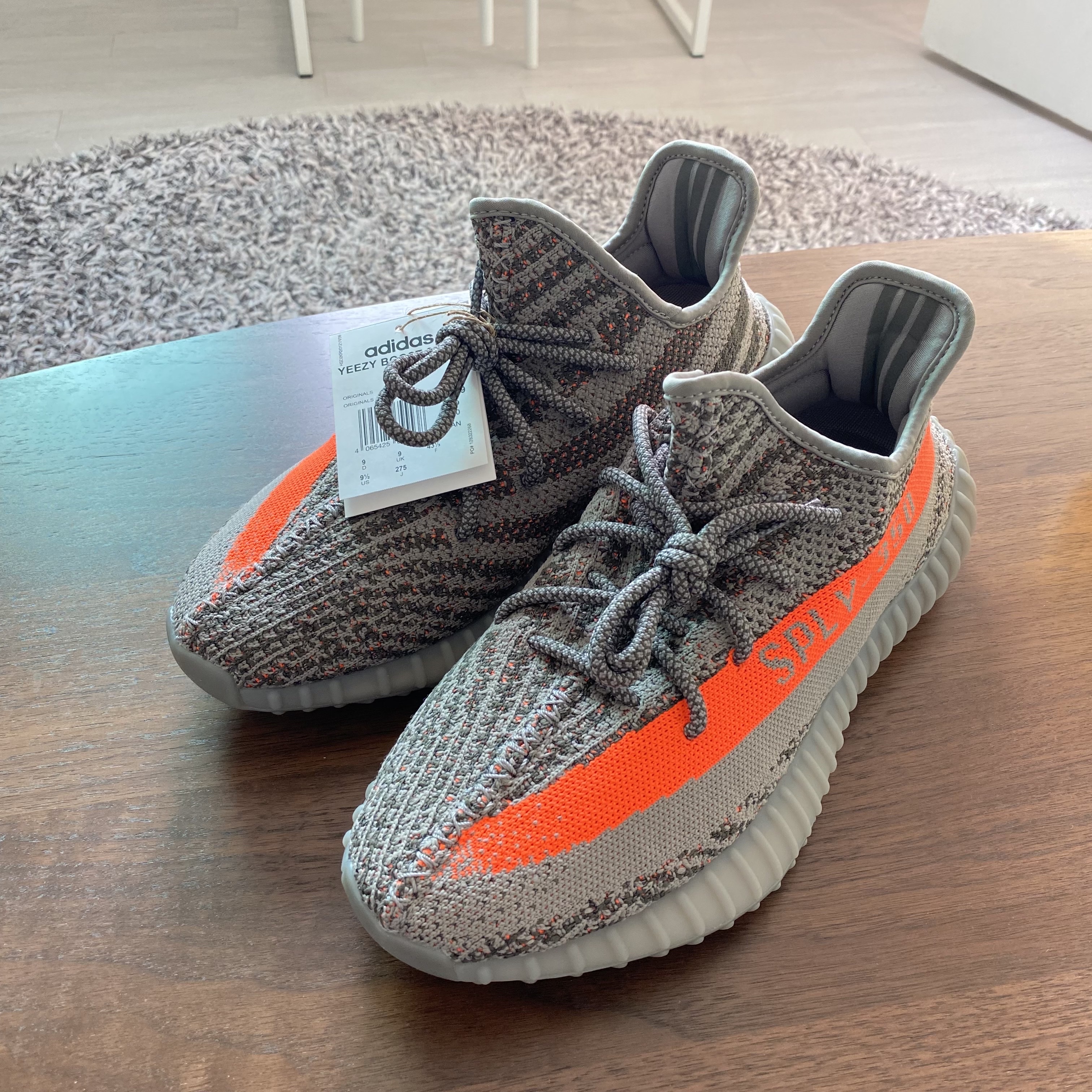 Adidas Yeezy Boost 350 V2 Beluga - Reflective 착용 스타일