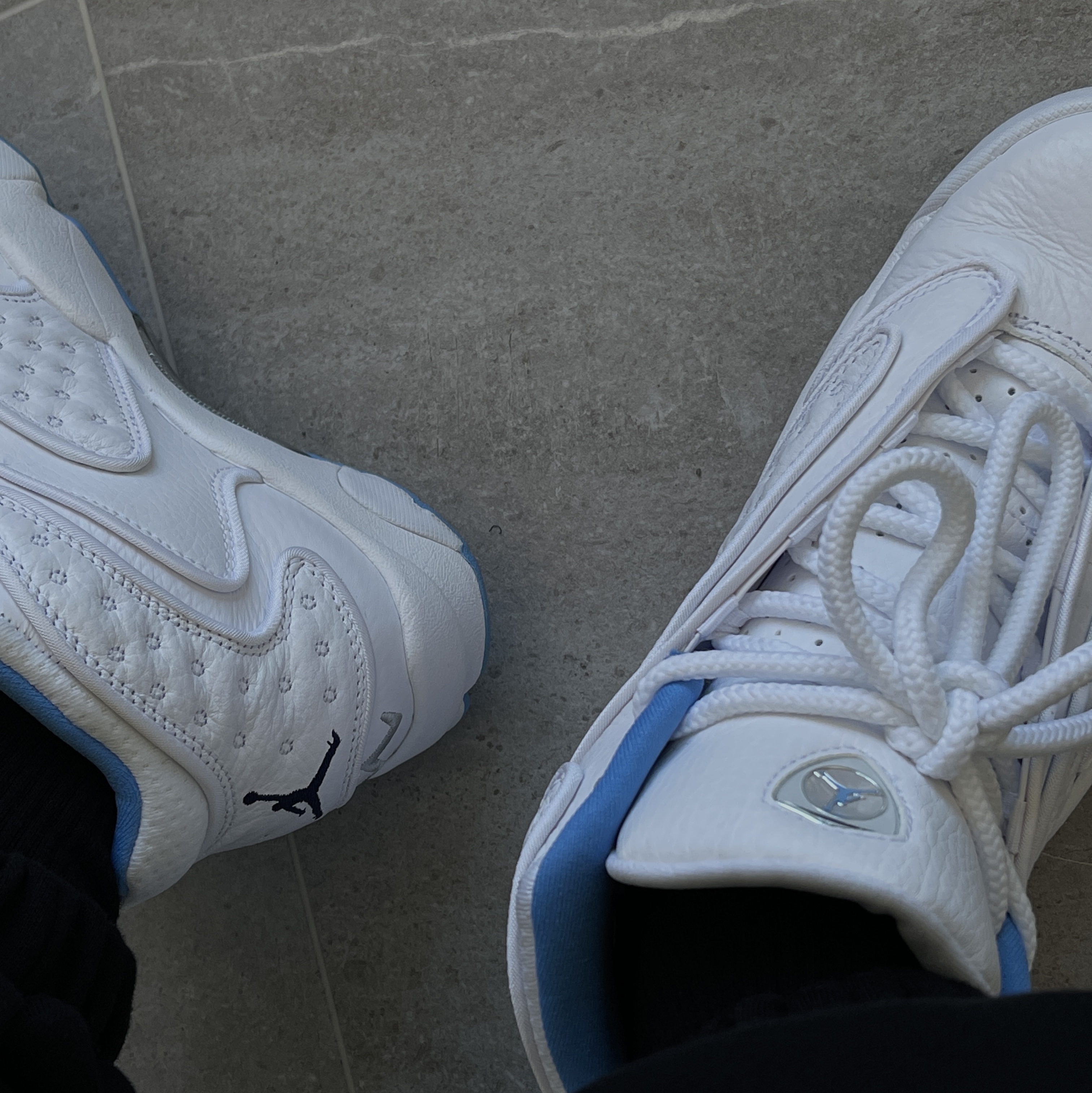 (W) Air Jordan OG UNC 2020 White 착용 스타일 - 2