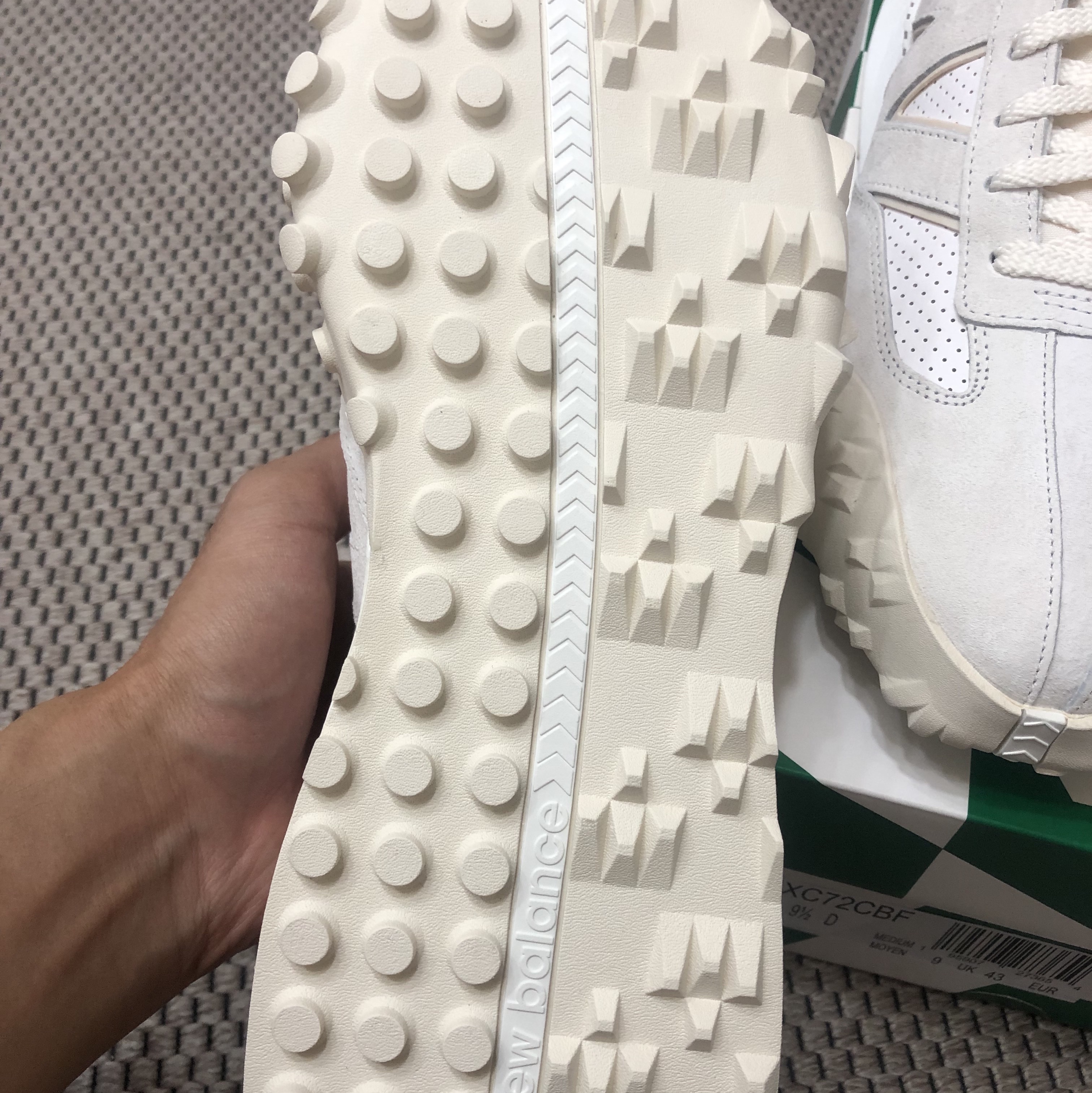 New Balance x Casablanca XC-72 Marshmallow Brilliant White 착용 스타일 - 2