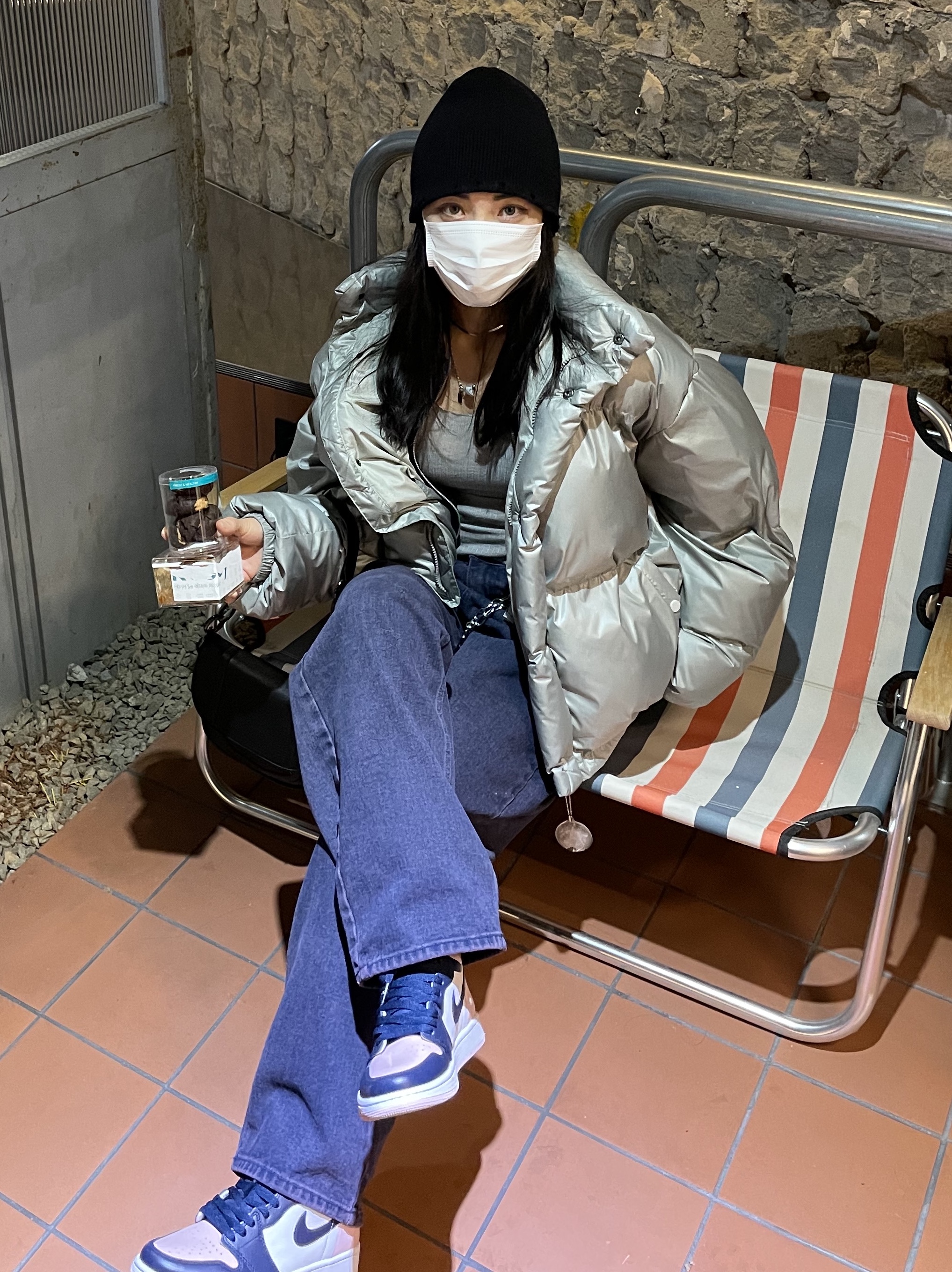 (W) Jordan 1 Retro High OG Atmosphere 착용 스타일 - 4