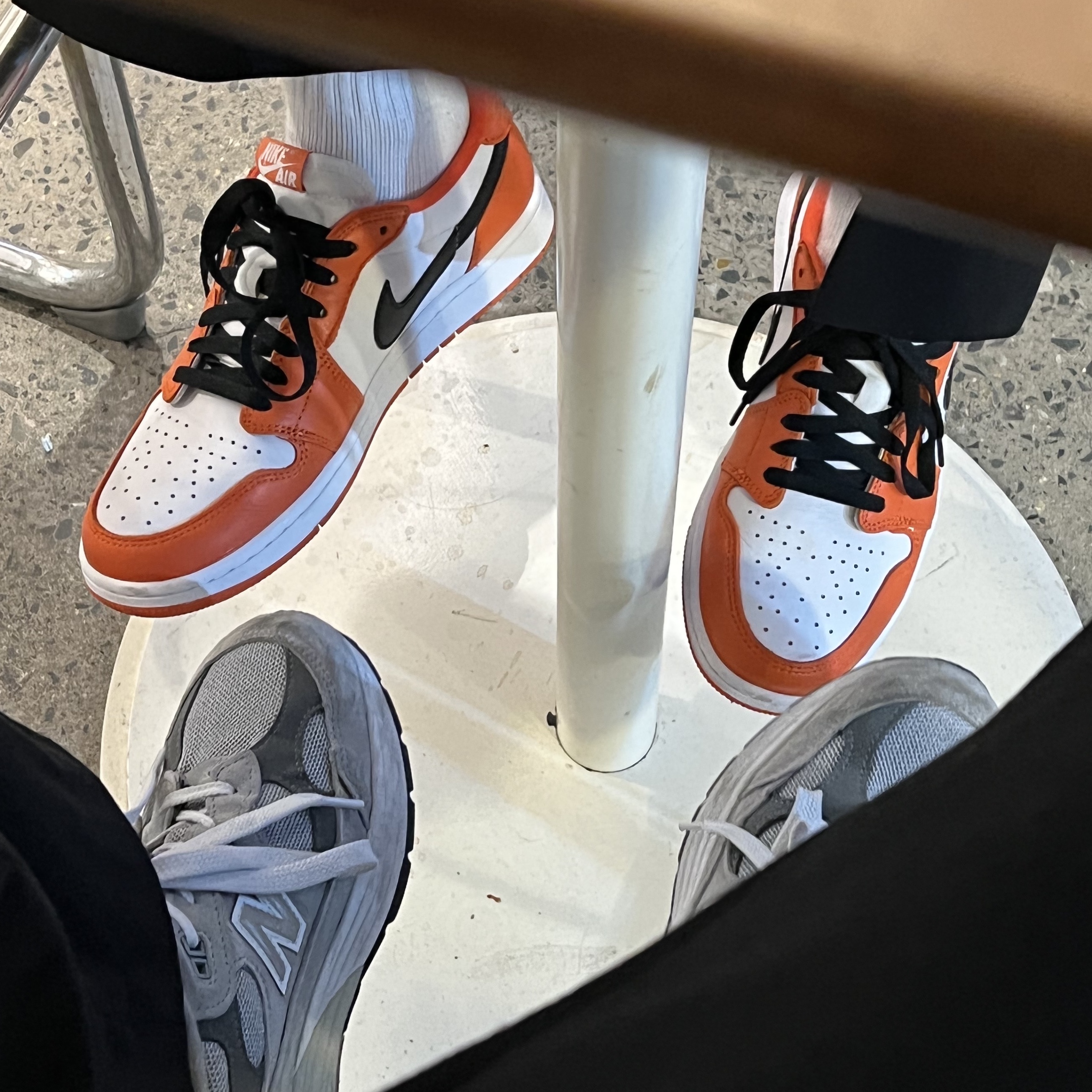 New Balance 992 Made in USA Grey - D Standard, Jordan 1 Low OG Starfish 착용 스타일