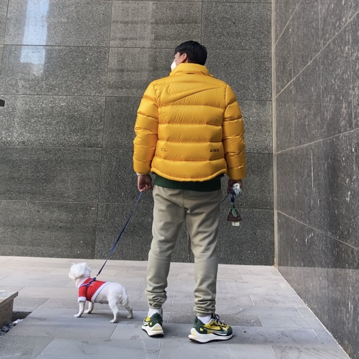 Nike x Drake Nocta Puffer Jacket University Gold - US/EU, Nike x Drake Nocta Puffer Jacket University Gold - Asia 착용 스타일 - 2