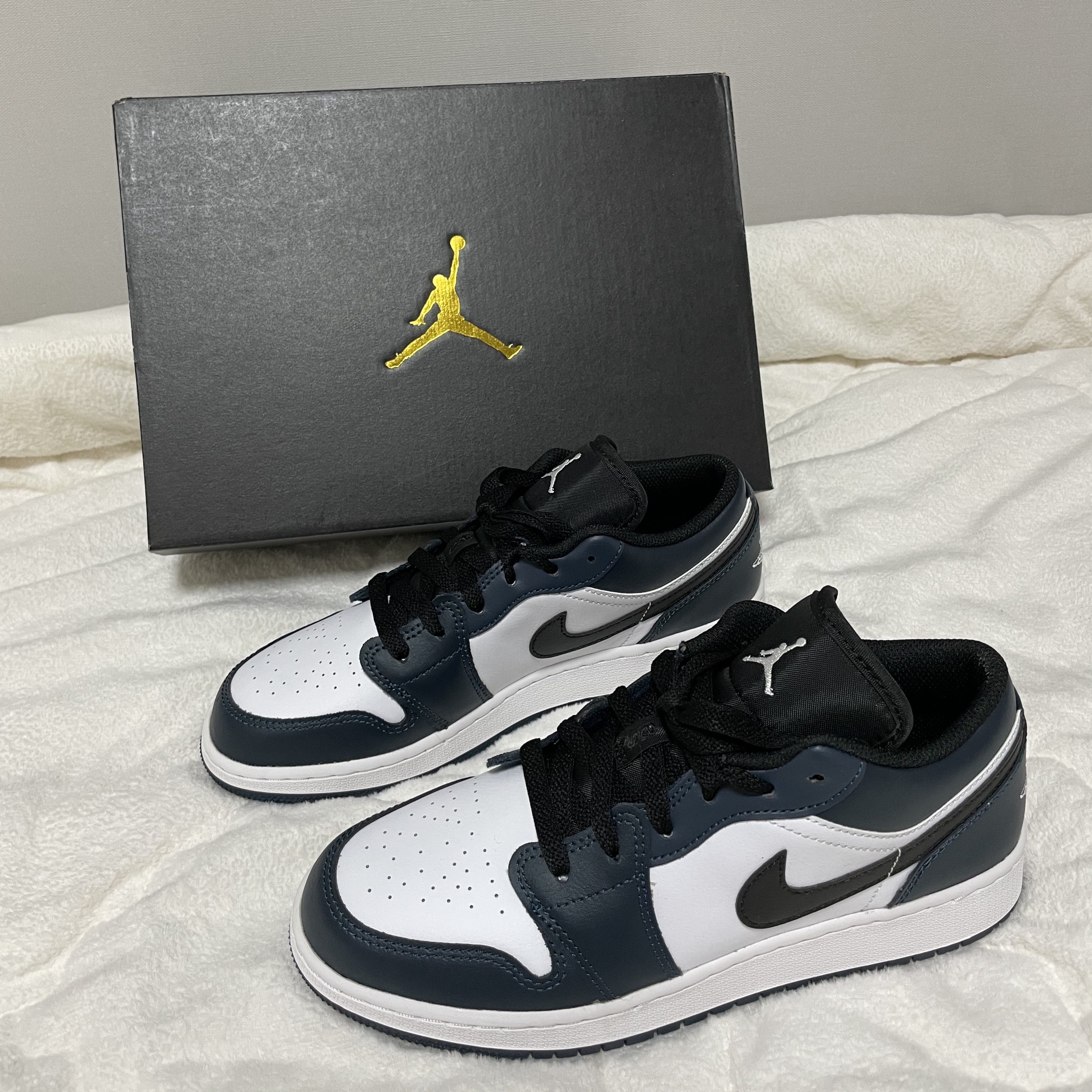 (GS) Jordan 1 Low Armory Navy, Jordan 1 Low Dark Teal 착용 스타일 - 1