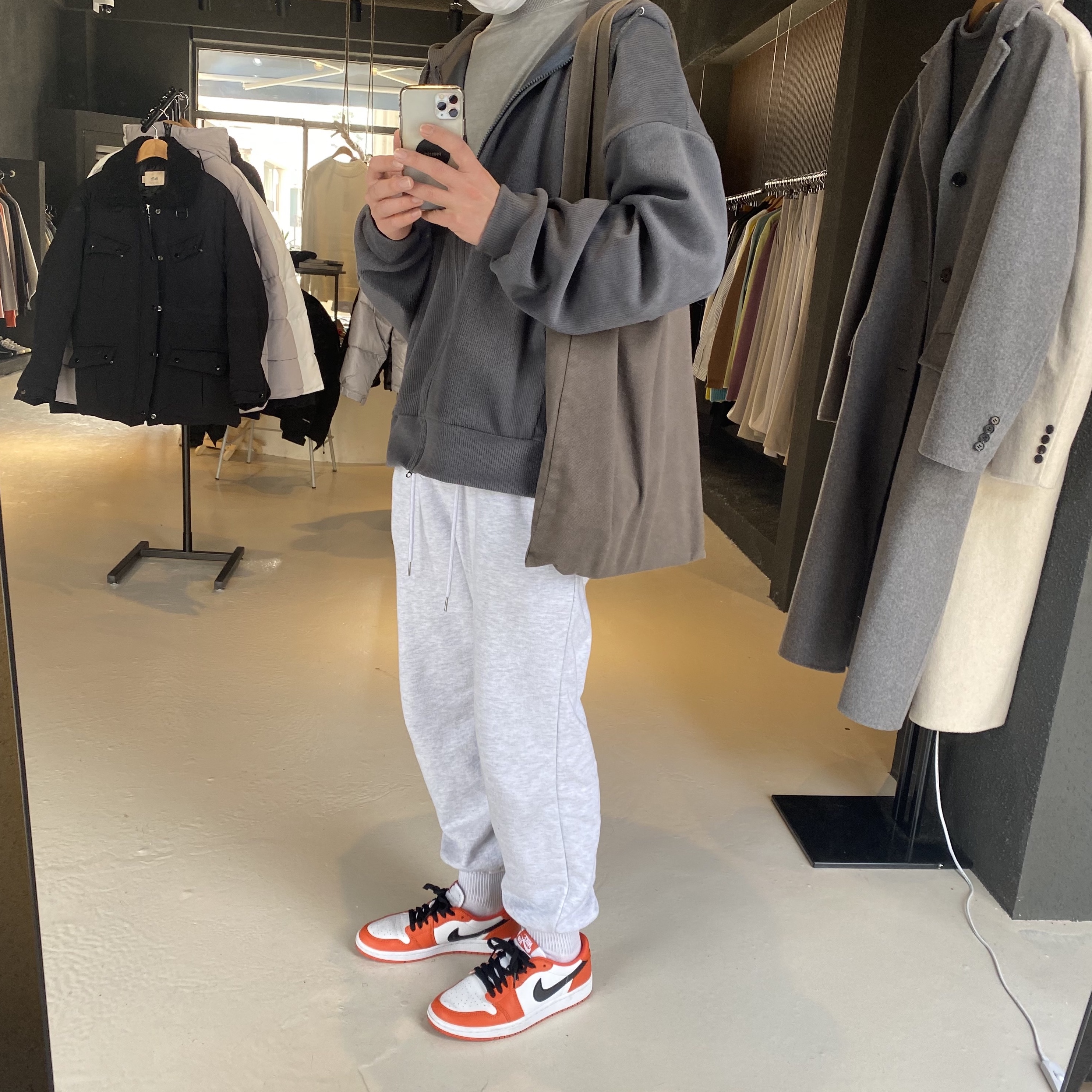 Jordan 1 Low OG Starfish, (W) Jordan 1 Low OG Starfish 착용 스타일