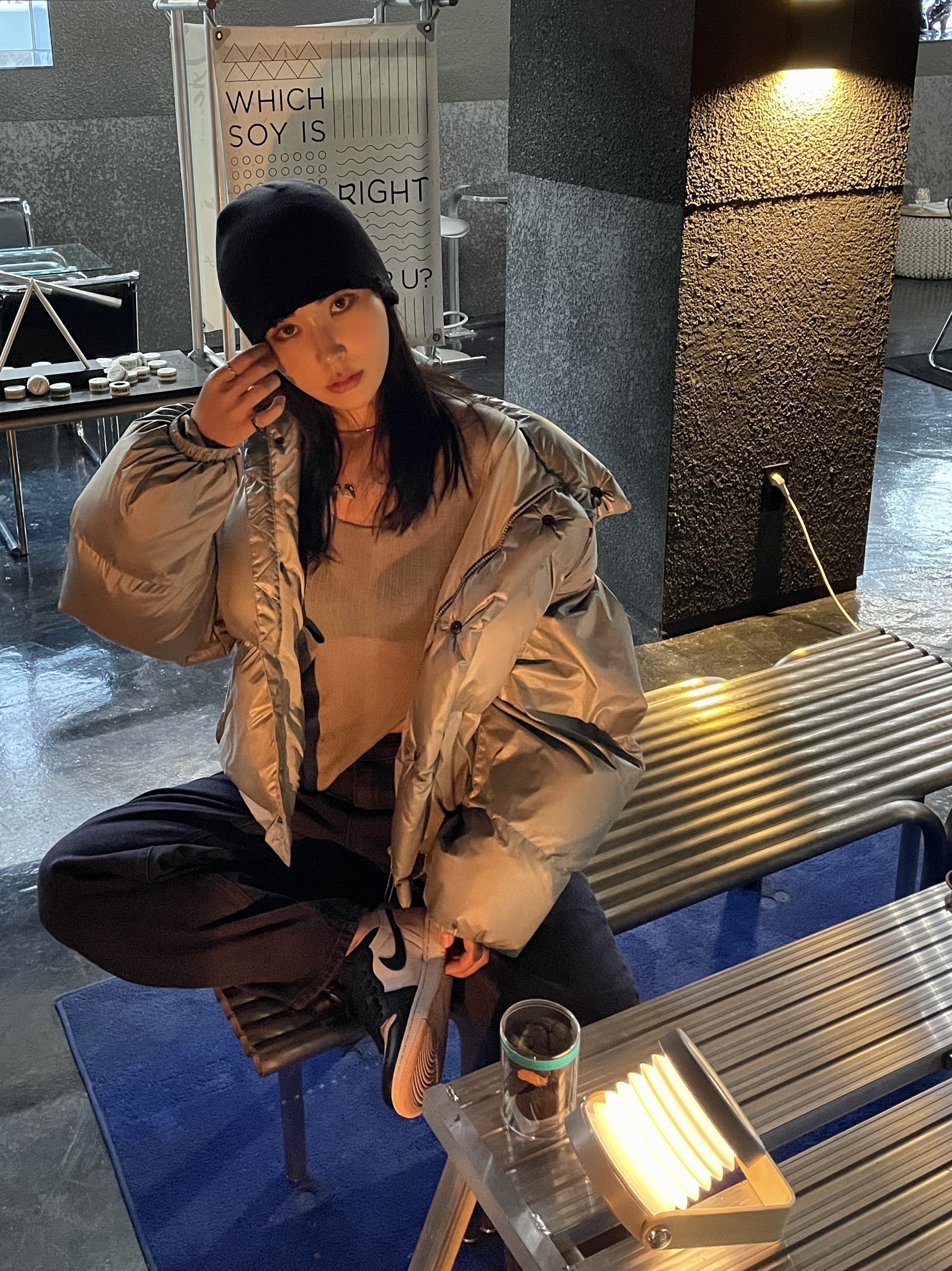 (W) Jordan 1 Retro High OG Atmosphere 착용 스타일 - 1