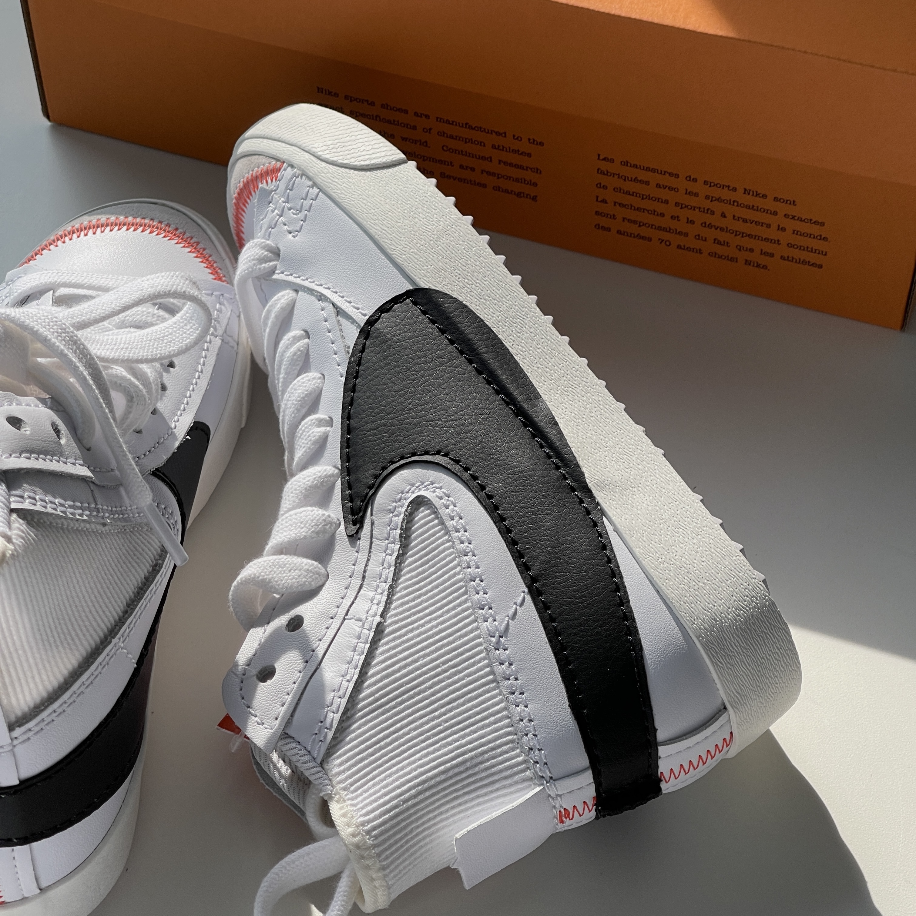 Nike Blazer Mid '77 Jumbo White and Black 착용 스타일 - 3