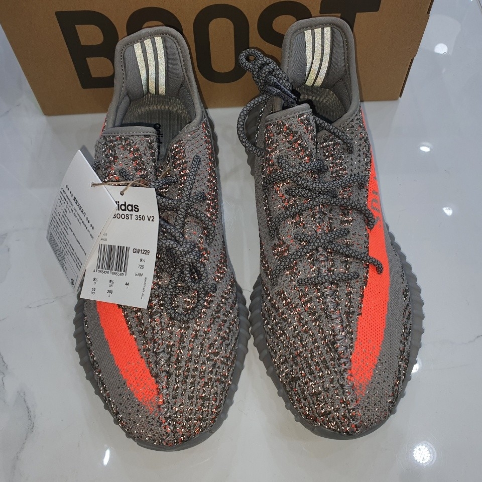 Adidas Yeezy Boost 350 V2 Beluga - Reflective 착용 스타일 - 2