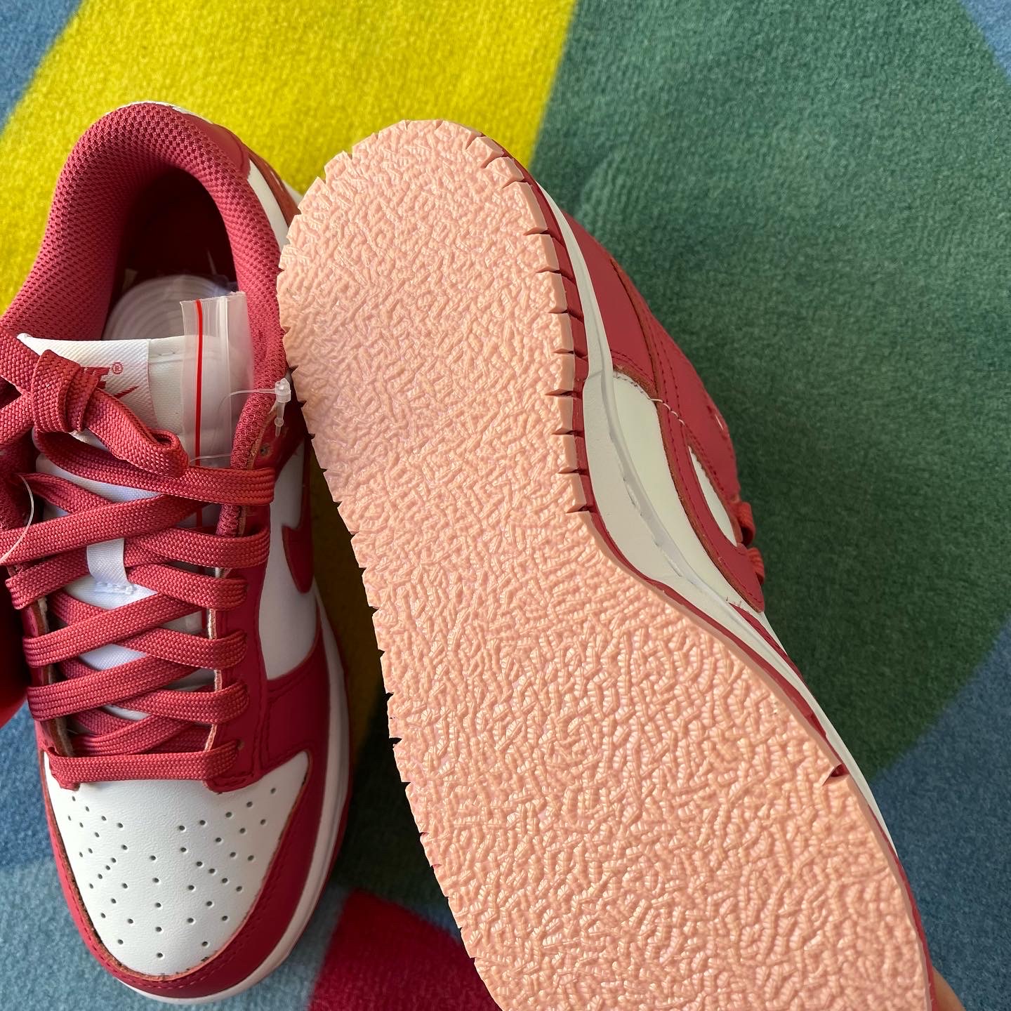 (W) Nike Dunk Low Archeo Pink 착용 스타일 - 3