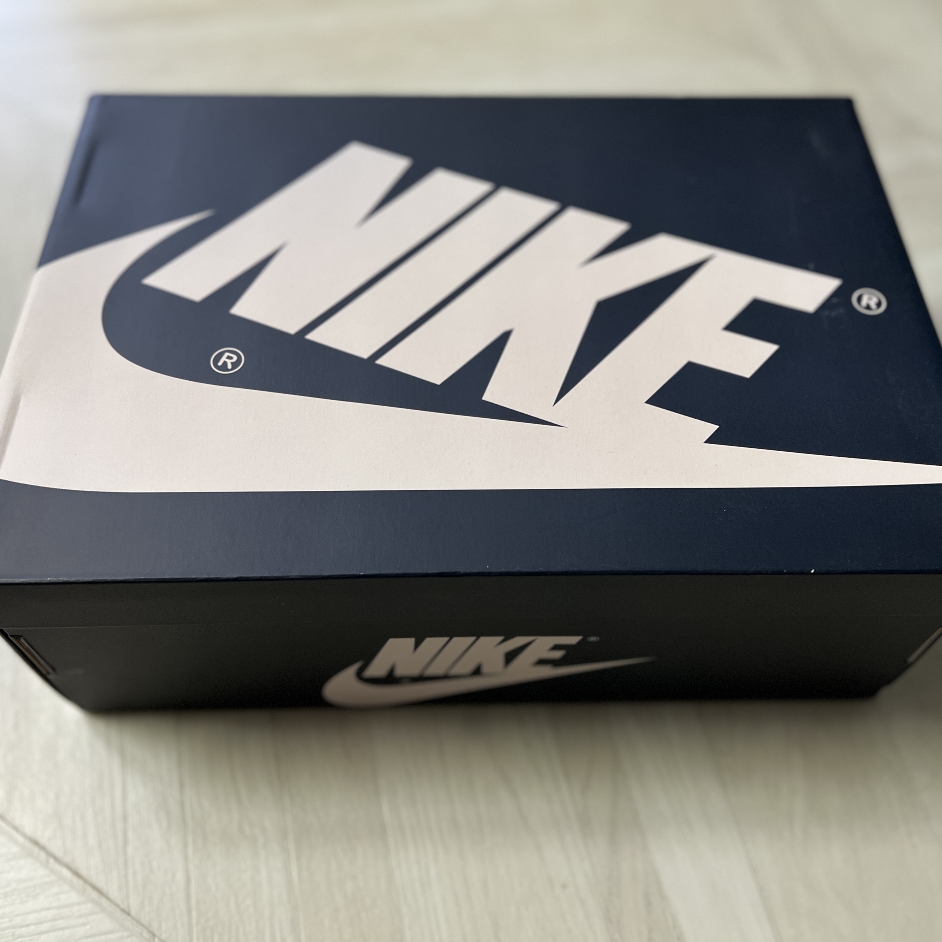 (W) Jordan 1 Retro High OG Atmosphere 착용 스타일 - 3