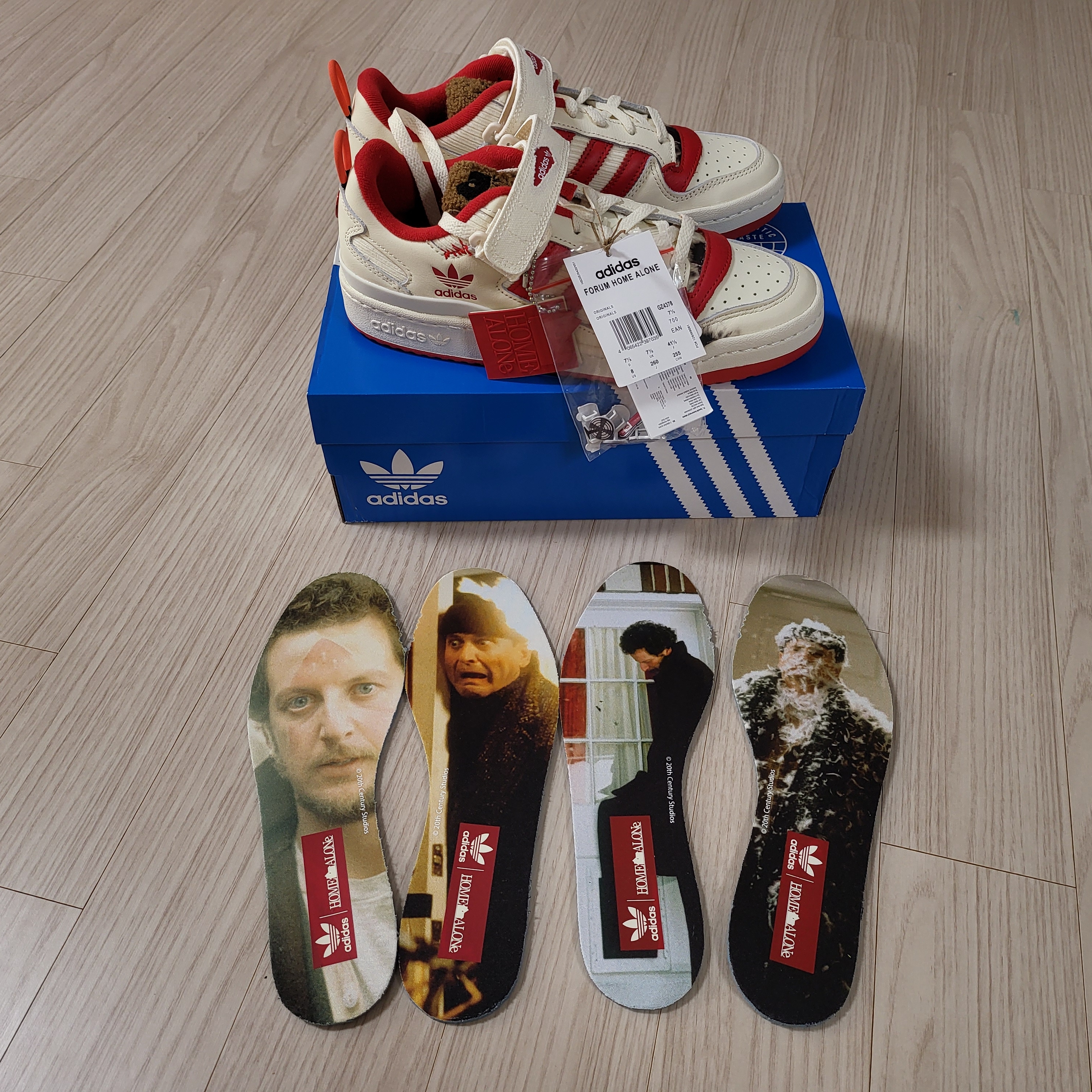 Adidas Forum Low Home Alone 착용 스타일 - 1