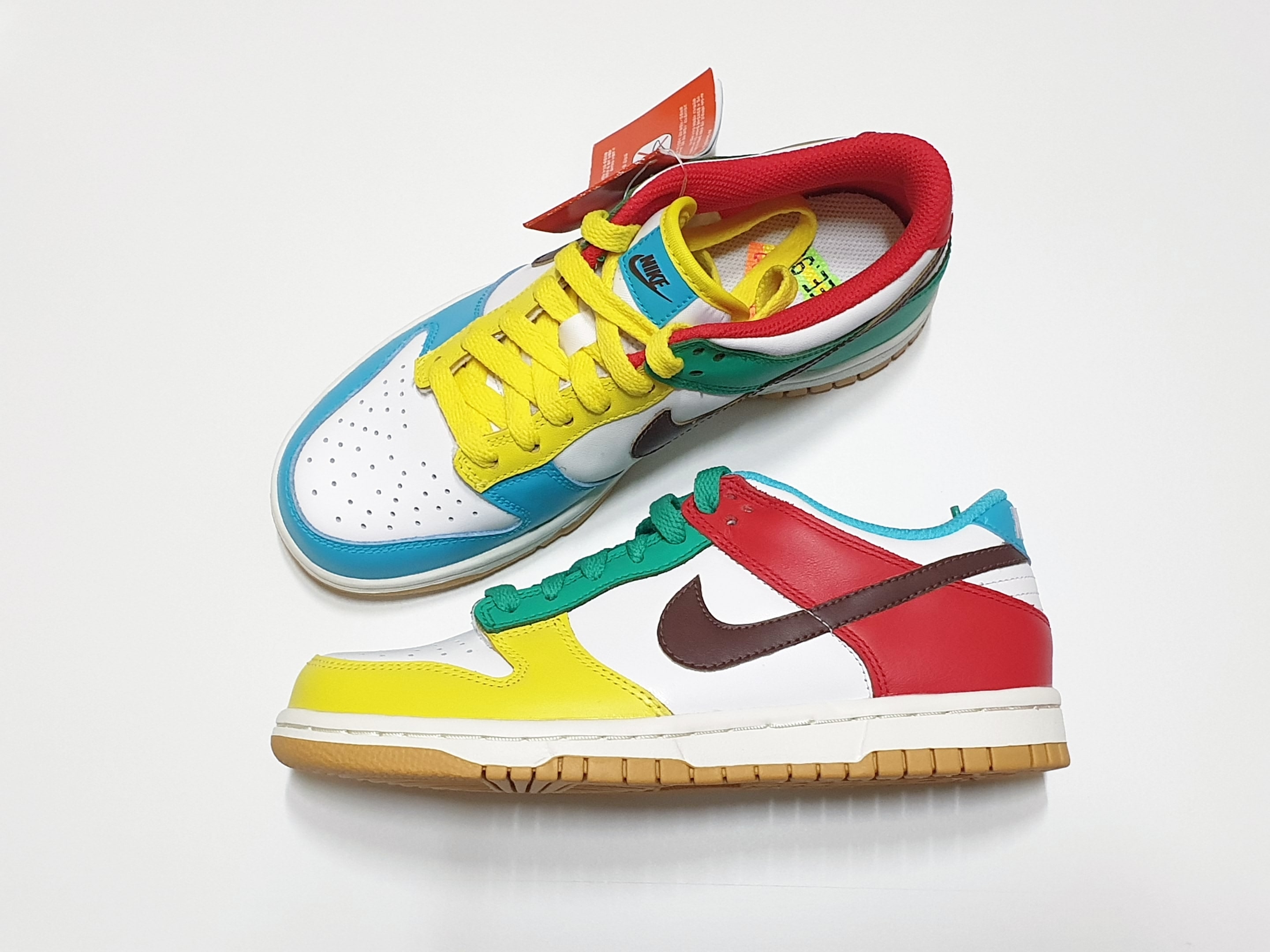 (GS) Nike Dunk Low SE Free.99 White 착용 스타일