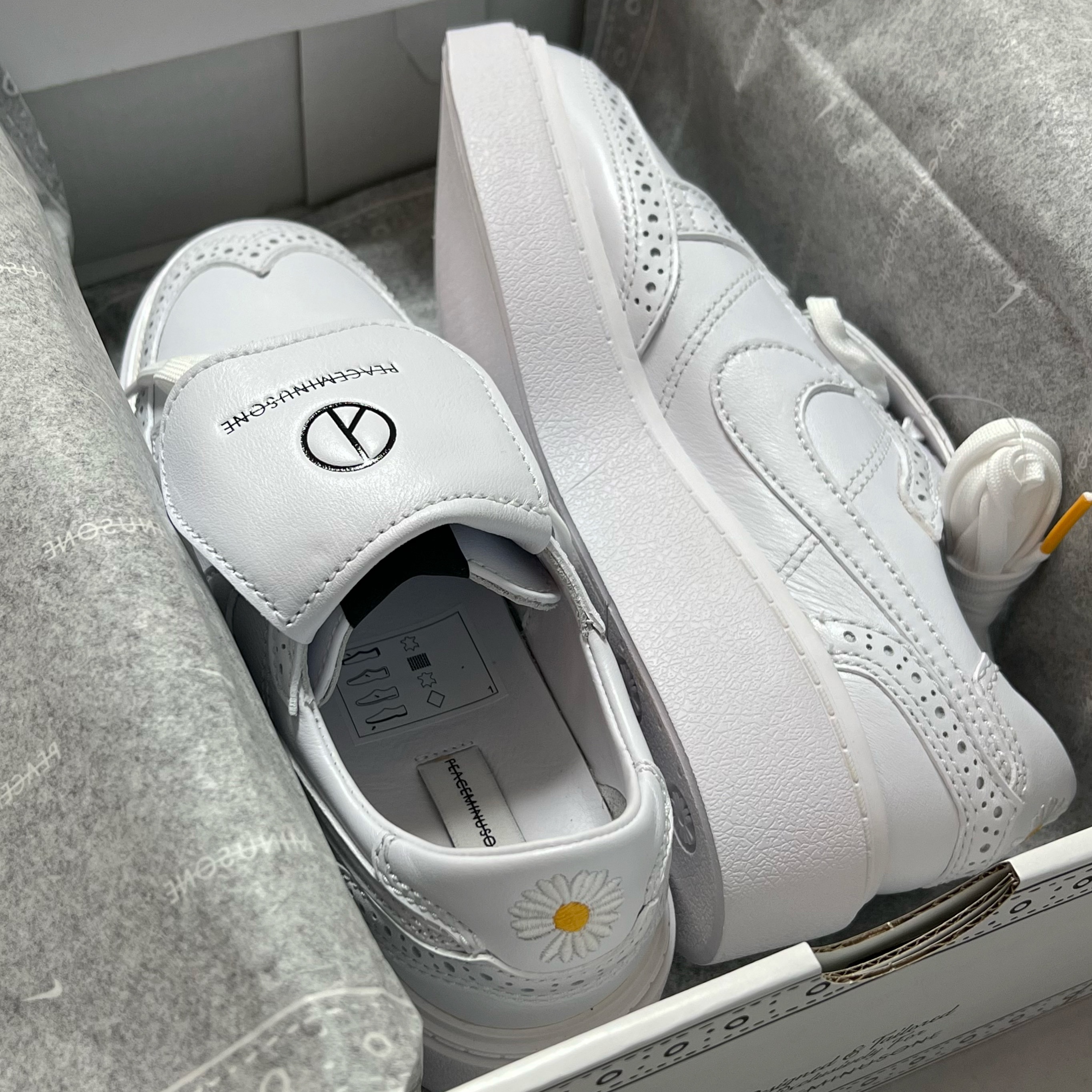 Nike x Peaceminusone Kwondo1 White 착용 스타일