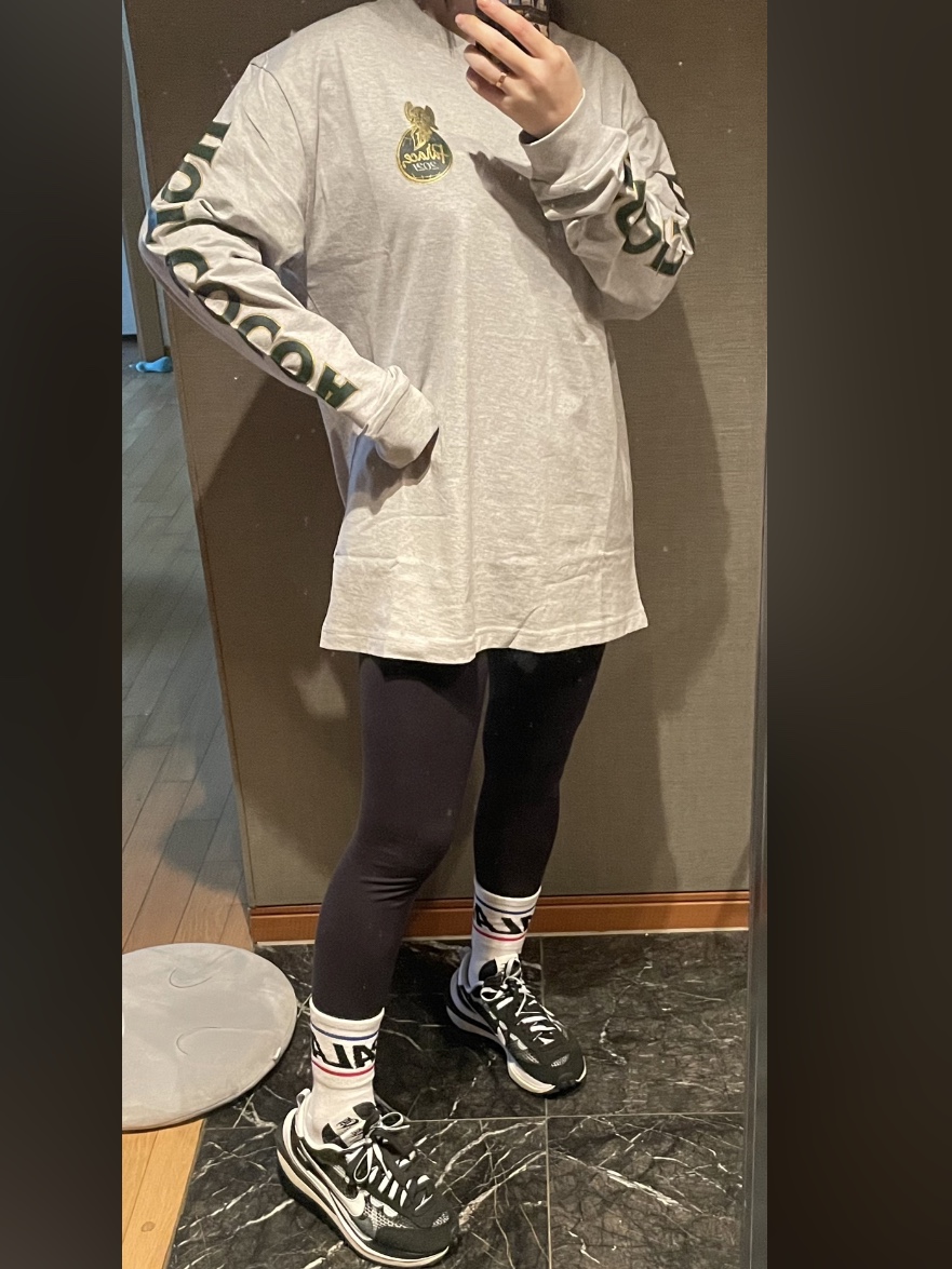 Palace x Harrods Logo Long Sleeve T-Shirt Grey Marl - 21FW, Palace Basically A Sock White 착용 스타일 - 2