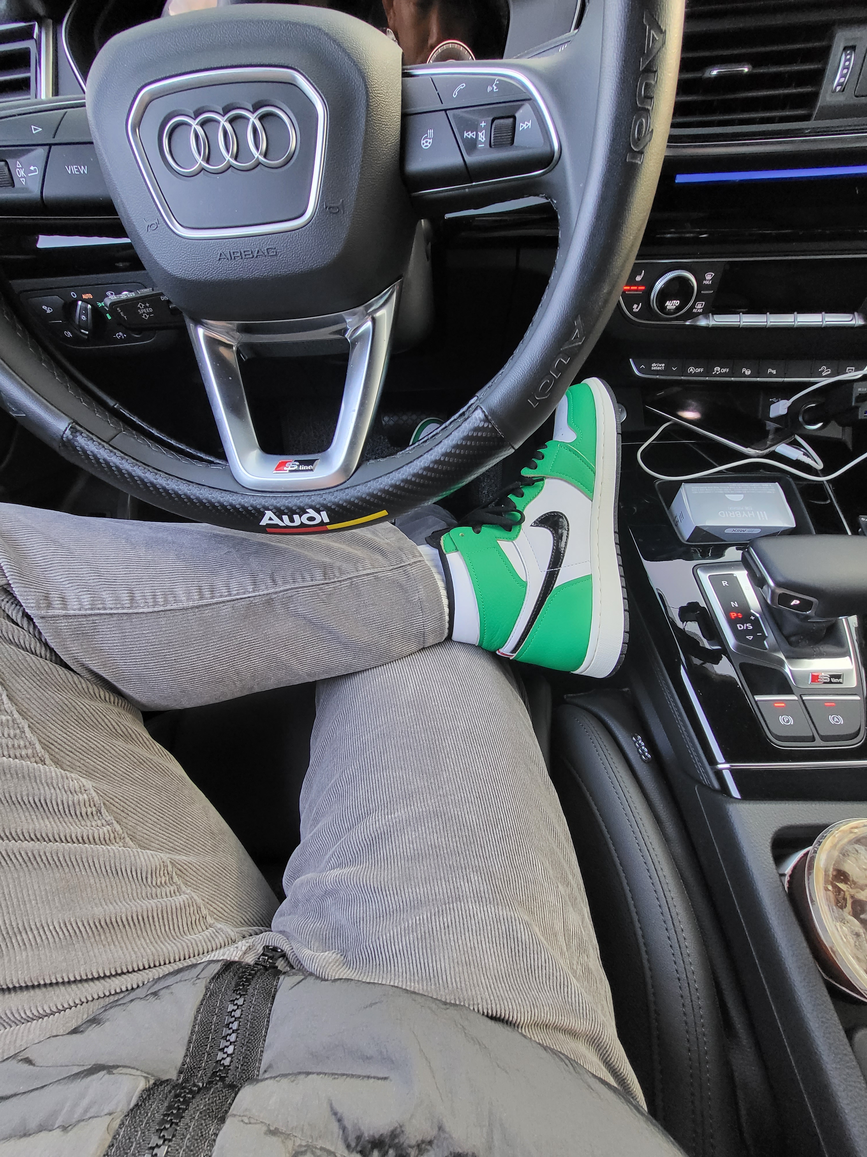 (W) Jordan 1 Retro High OG Lucky Green 착용 스타일