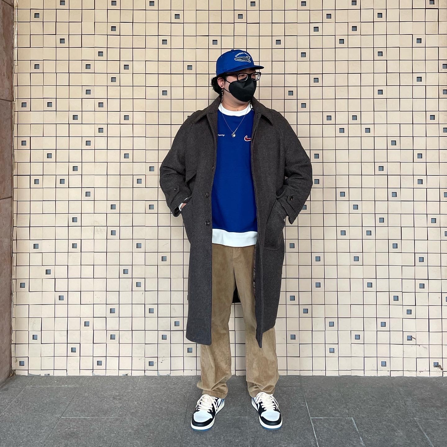 Jordan 1 x Travis Scott x Fragment Retro Low OG SP Military Blue 착용 스타일 - 2