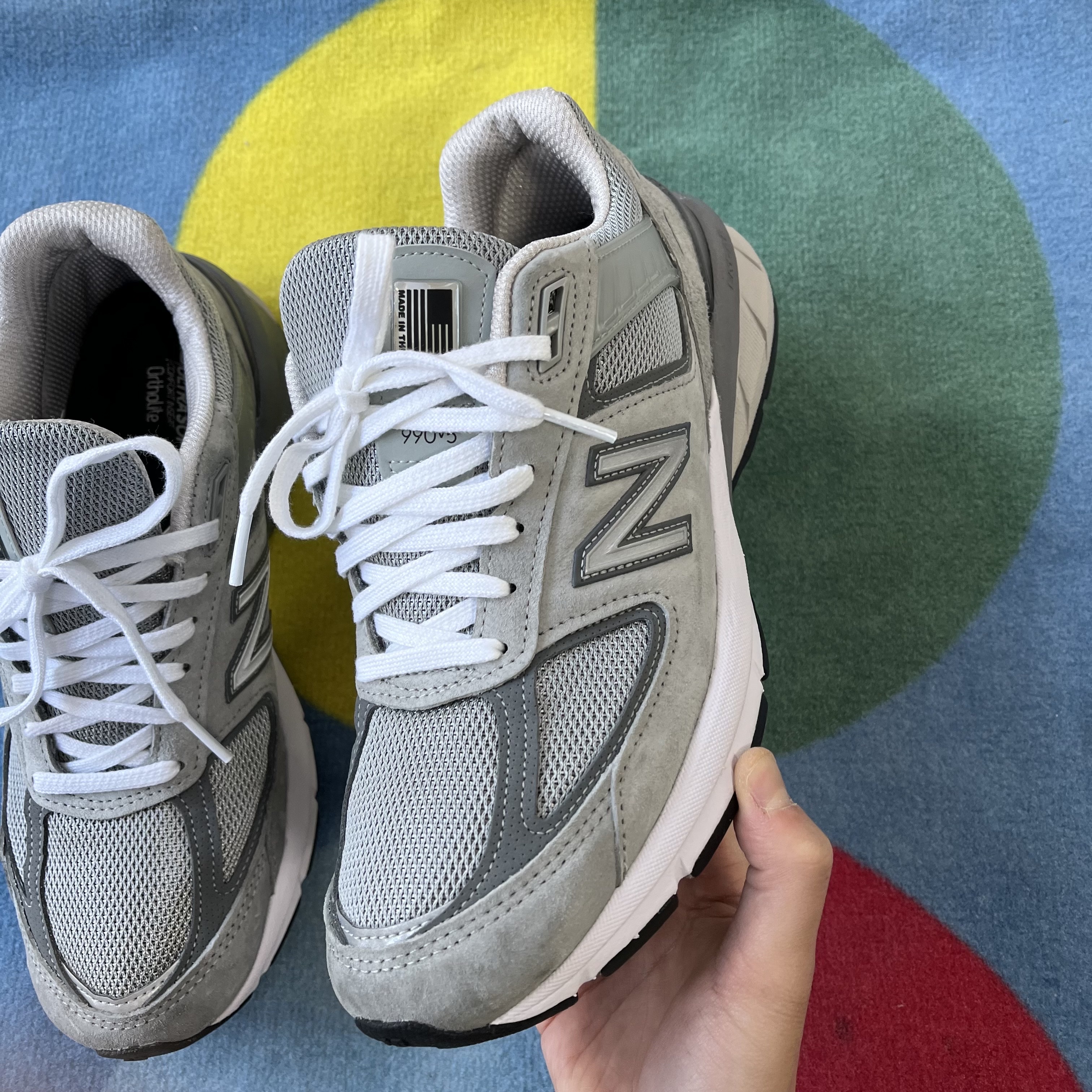 New Balance 990vs4 Made in USA Grey 착용 스타일 - 4