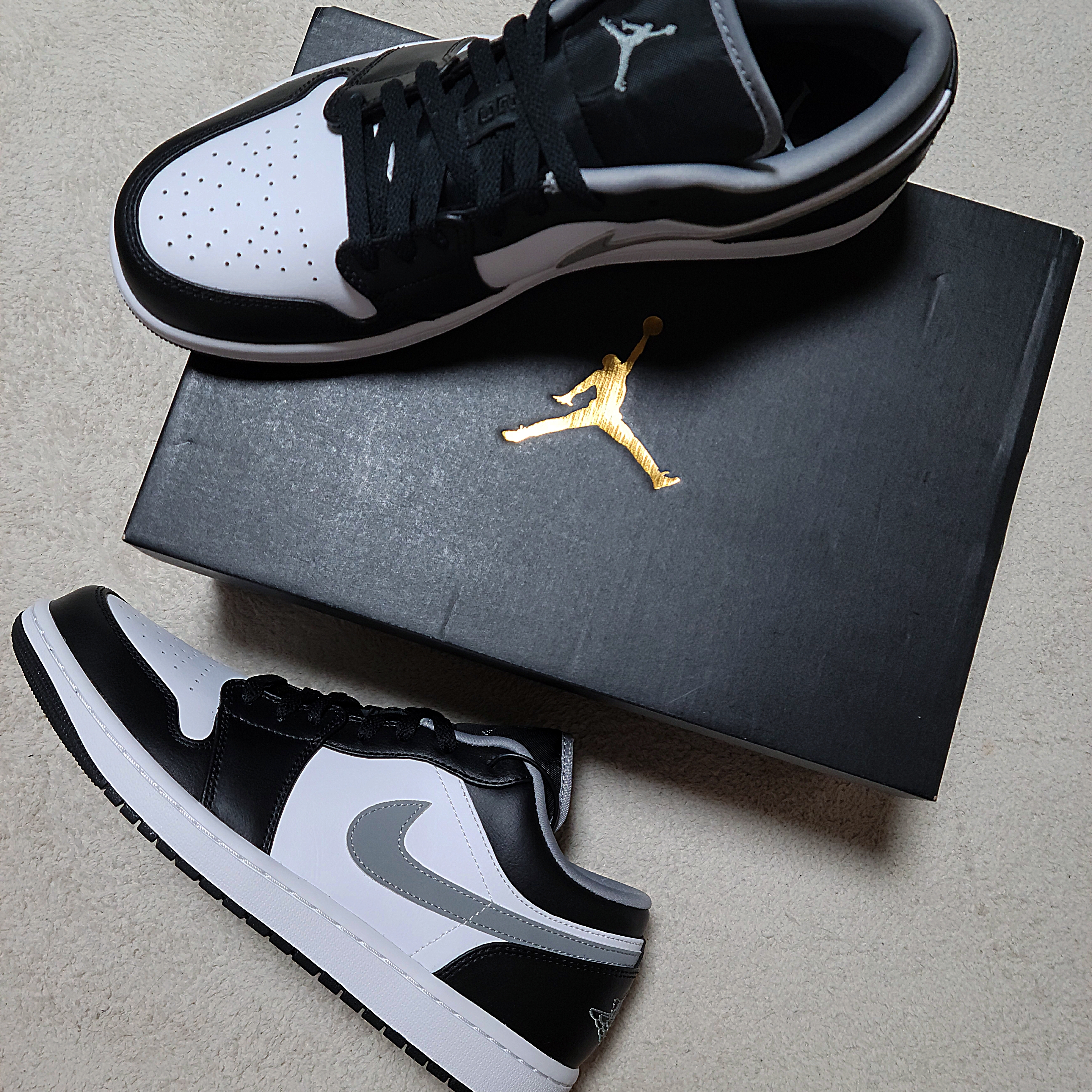 Jordan 1 Low Black Particle Grey 착용 스타일
