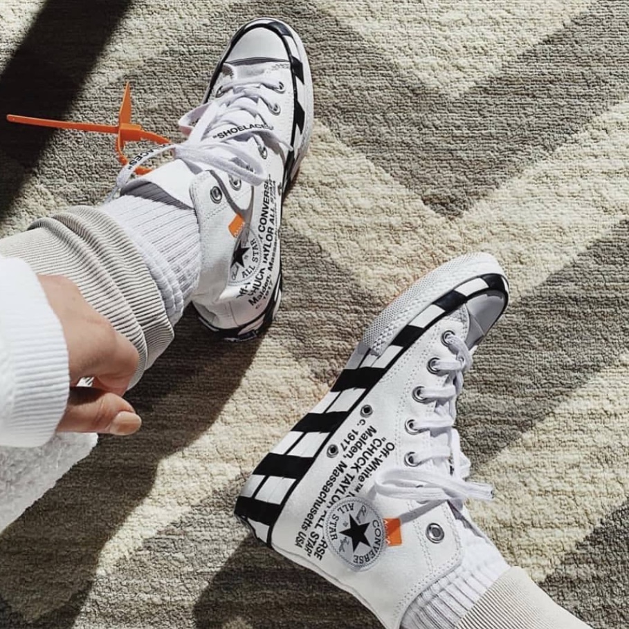 Converse x Off-White Chuck 70 High V2 2021 착용 스타일 - 3