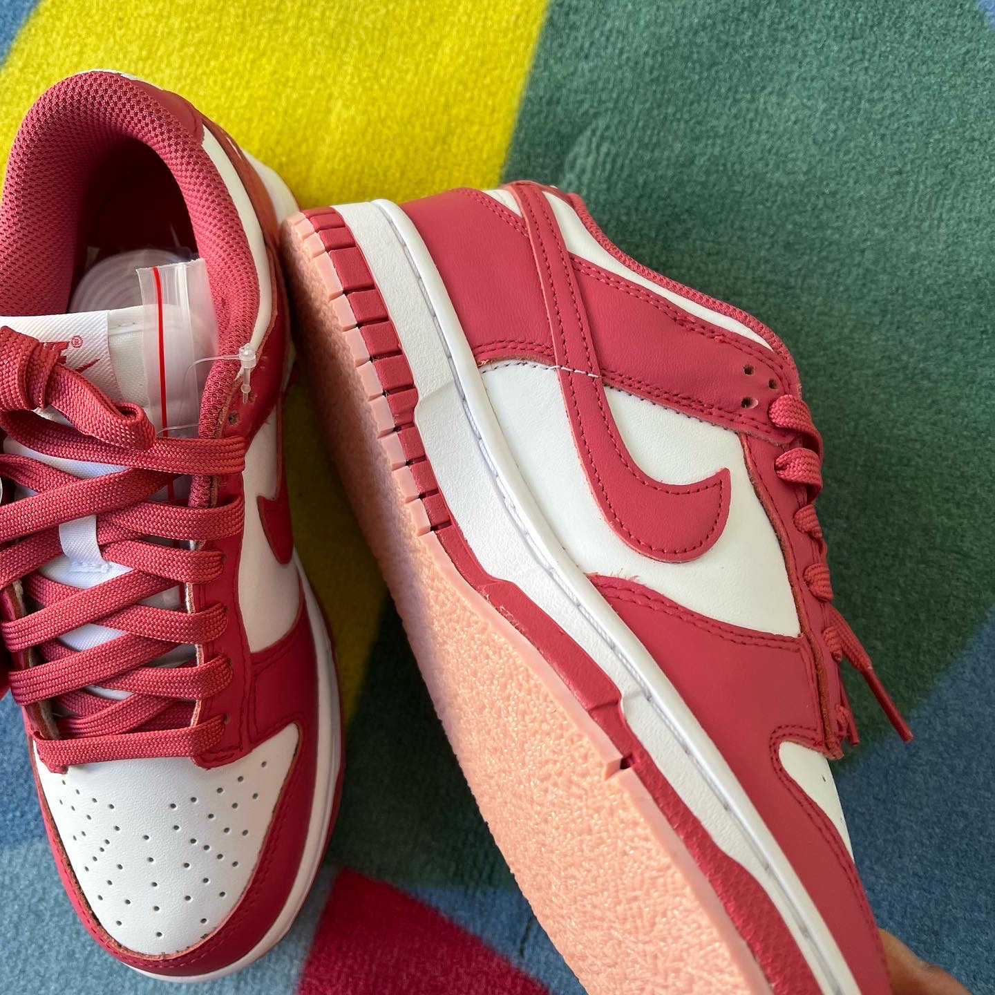 (W) Nike Dunk Low Archeo Pink 착용 스타일 - 1