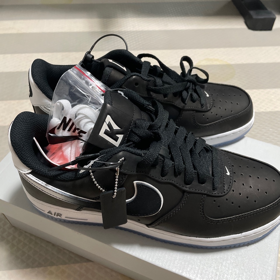 Nike Air Force 1 Low Colin Kaepernick 착용 스타일 - 2