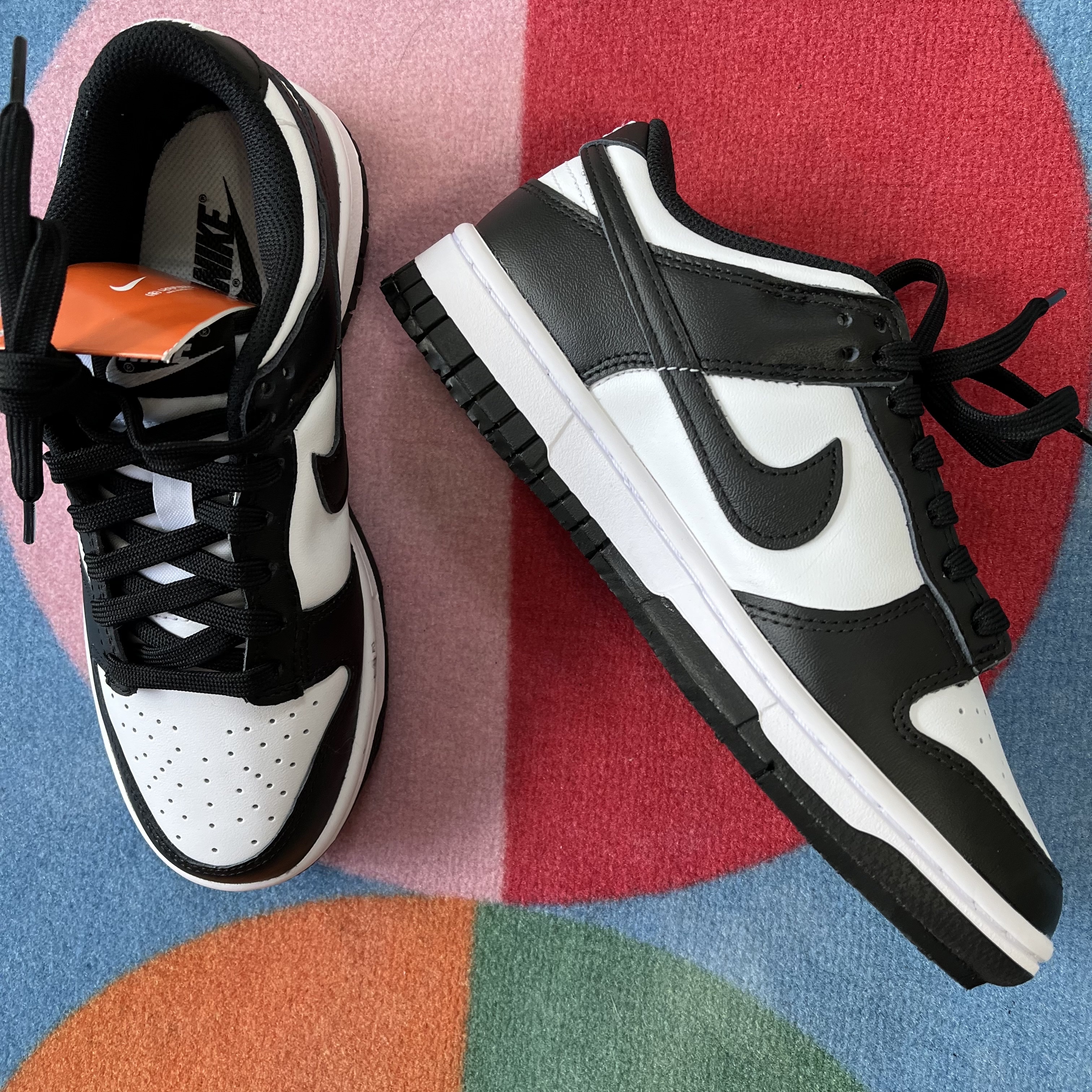 (W) Nike Dunk Low Black 착용 스타일 - 3