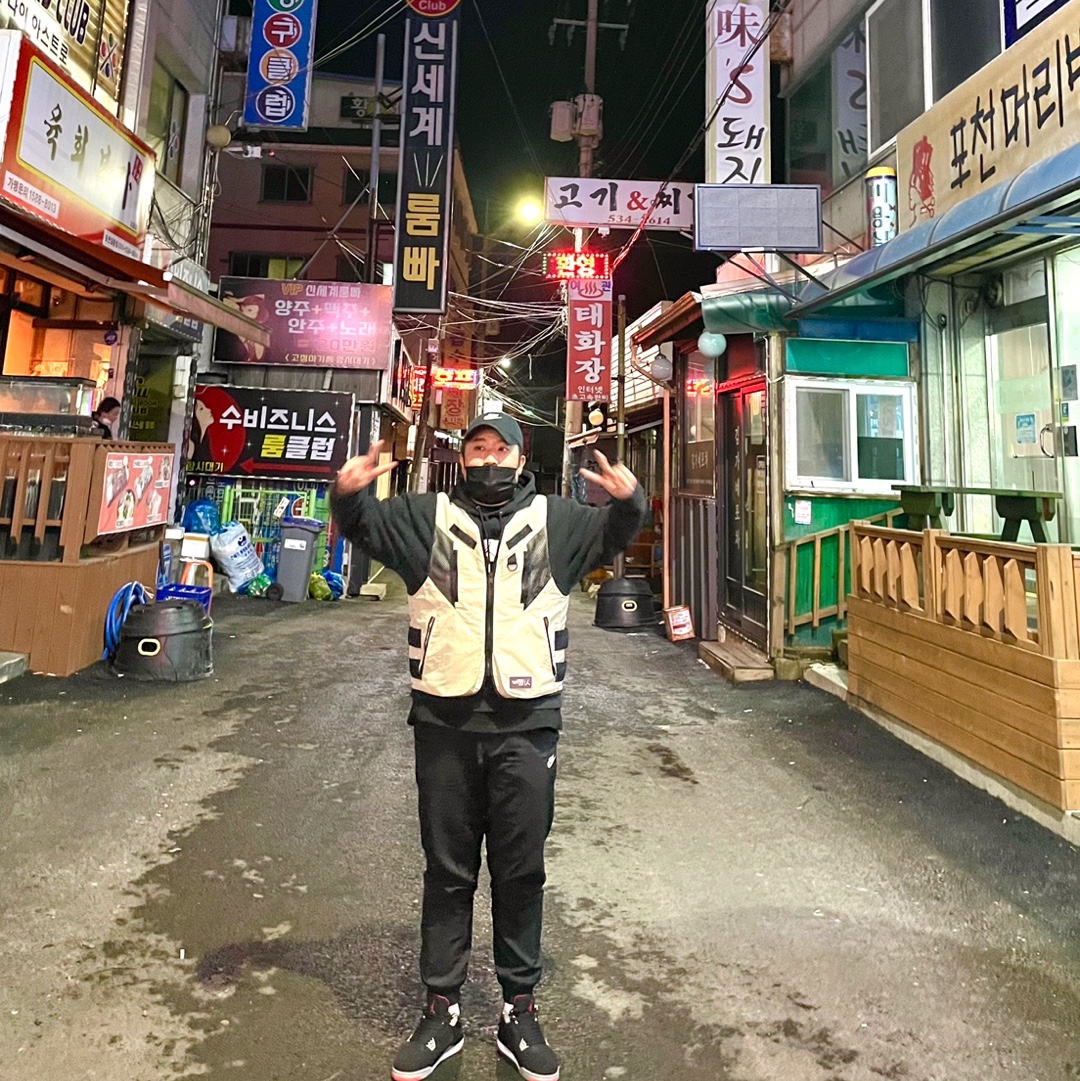 Jordan 4 Retro Bred 2019 착용 스타일 - 1