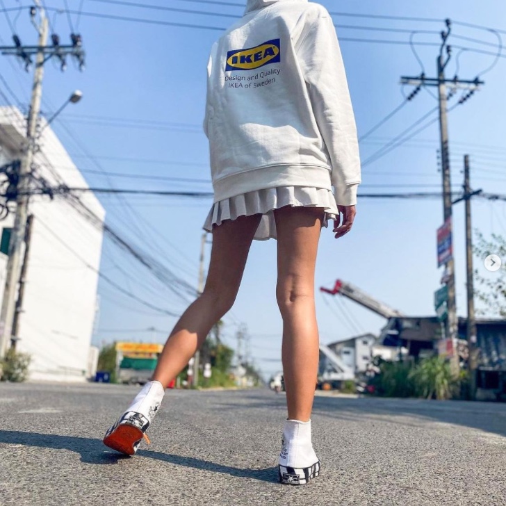 Converse x Off-White Chuck 70 High V2 2021 착용 스타일 - 5