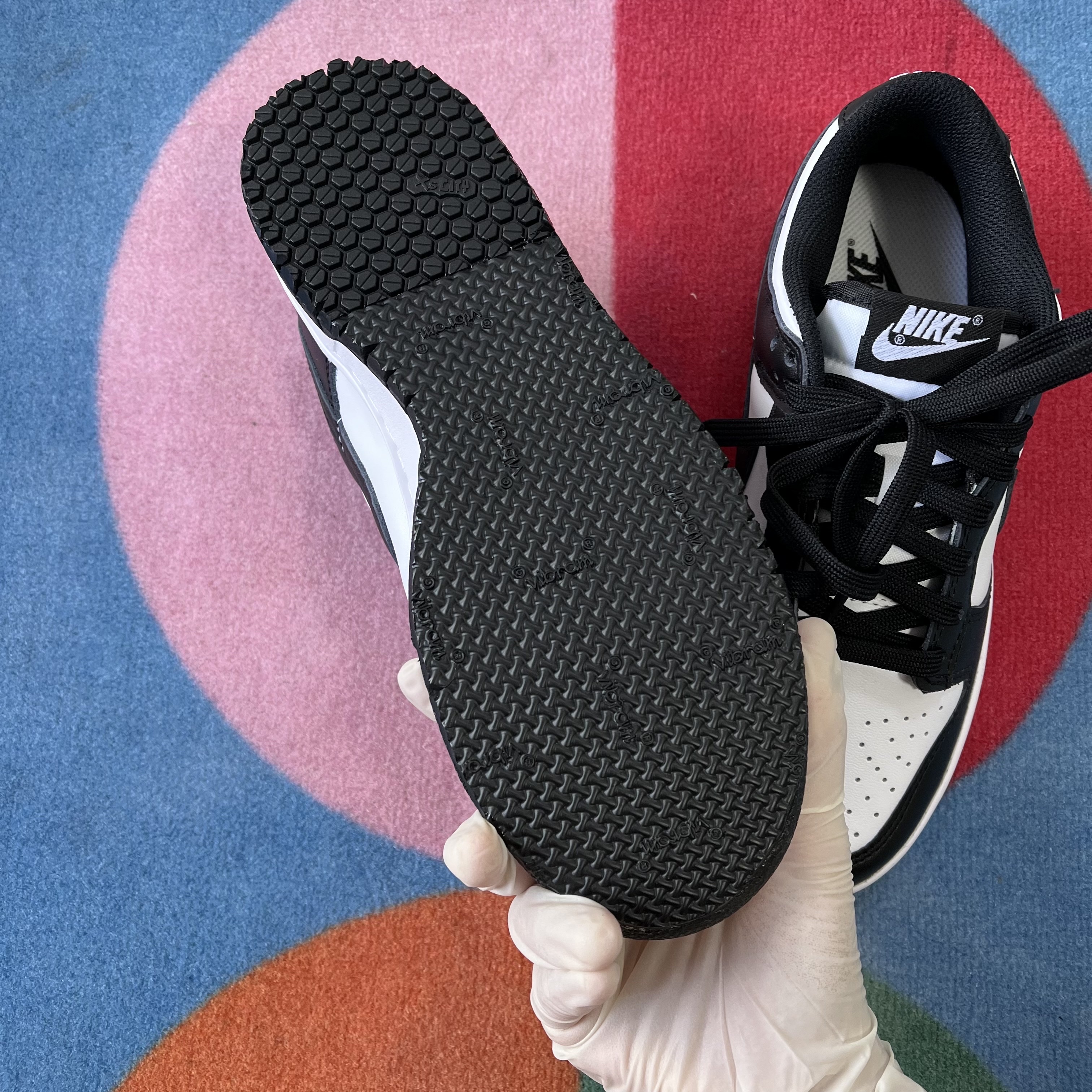 (W) Nike Dunk Low Black 착용 스타일 - 1