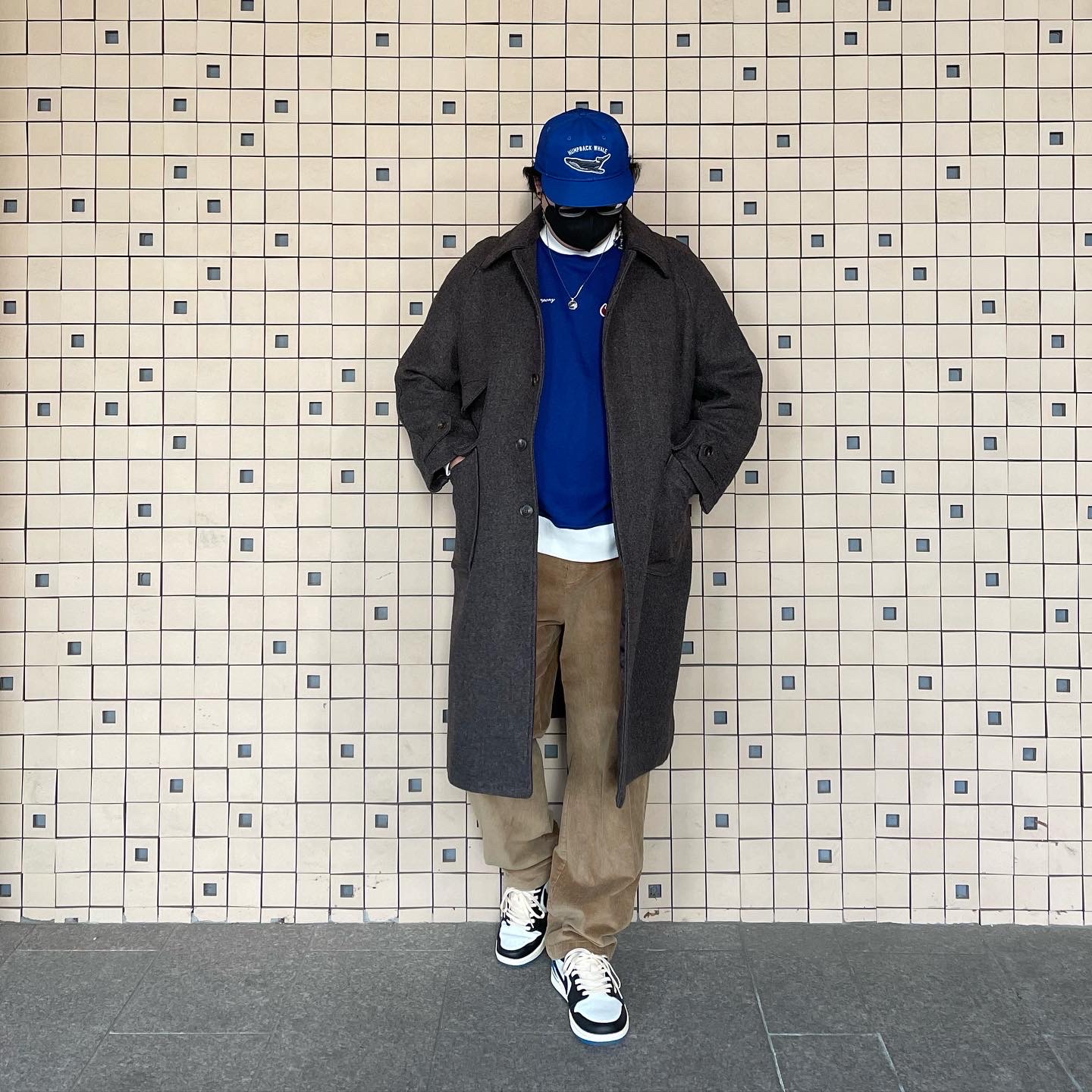 Jordan 1 x Travis Scott x Fragment Retro Low OG SP Military Blue 착용 스타일 - 1