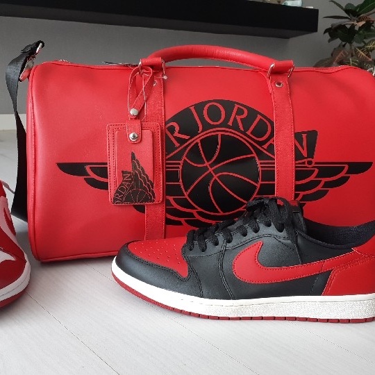 Jordan 1 Retro Low OG Bred 2015 착용 스타일 - 1
