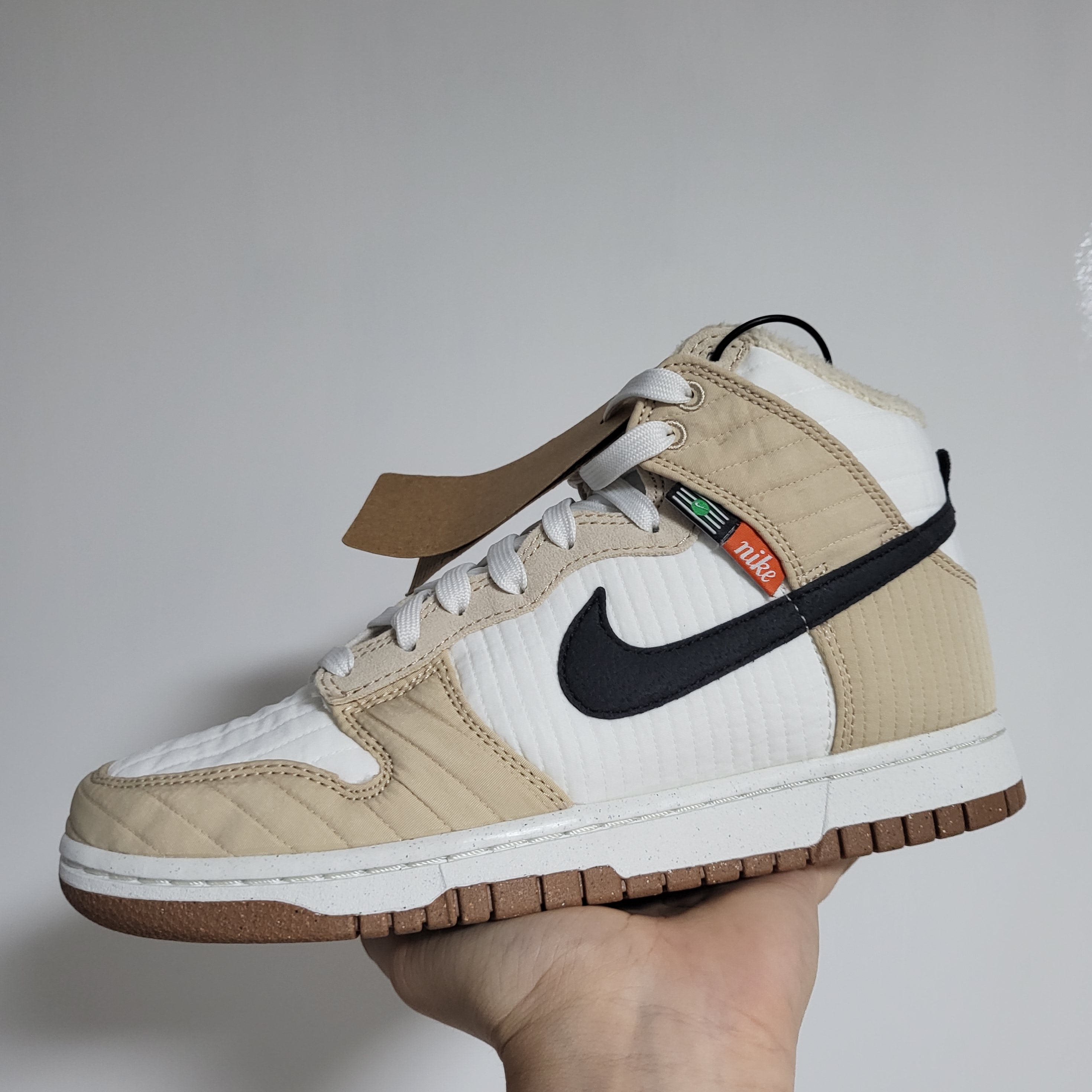 Nike Dunk High Retro Next Nature Rattan Sail 착용 스타일