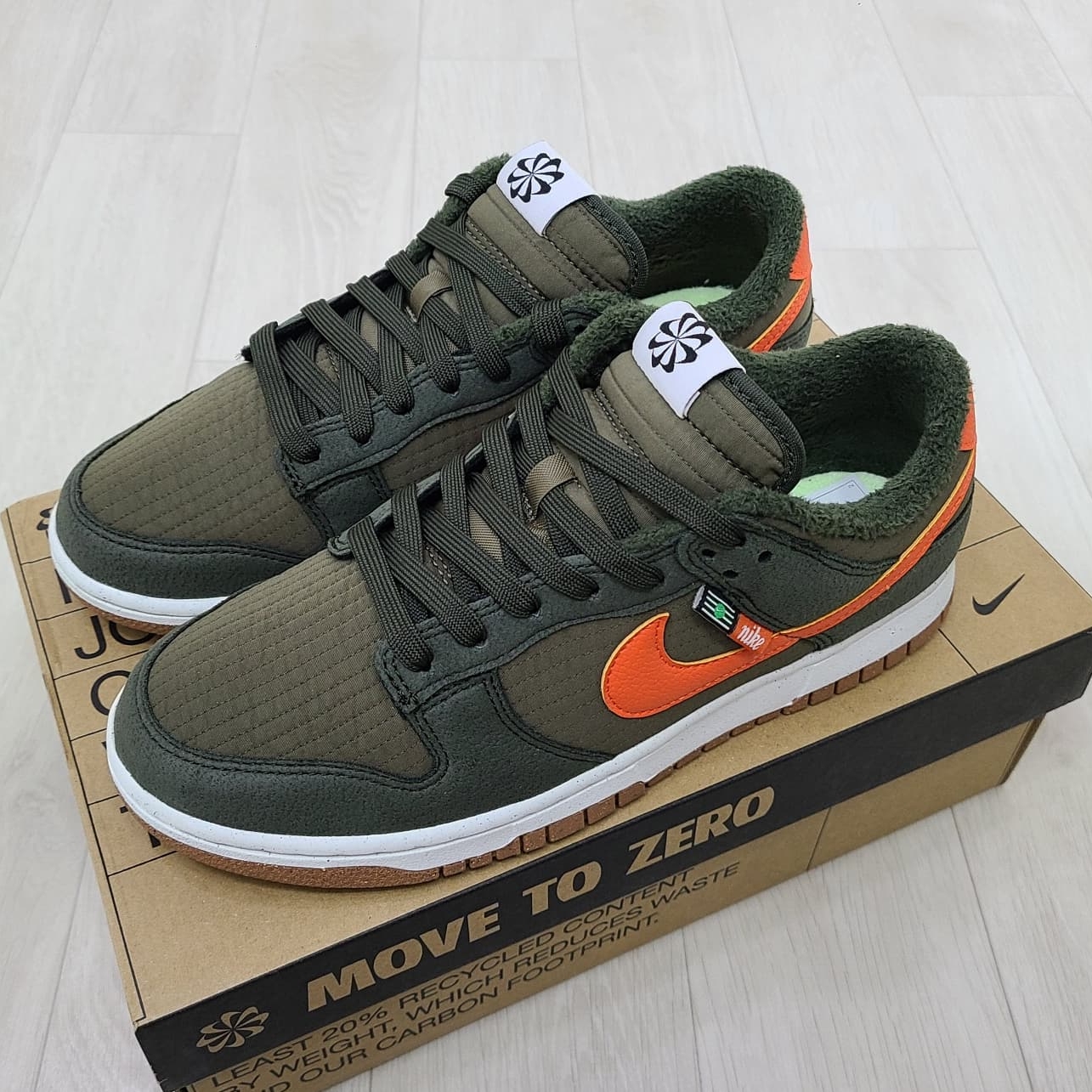 Nike Dunk Low Retro Next Nature Sequoia Olive 착용 스타일 - 2