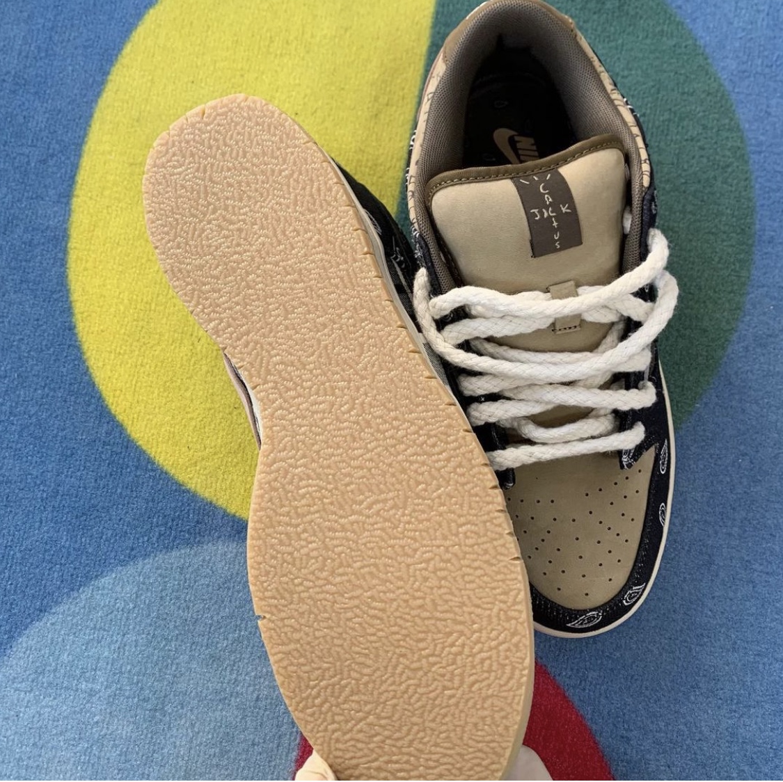 Nike x Travis Scott SB Dunk Low 착용 스타일 - 3