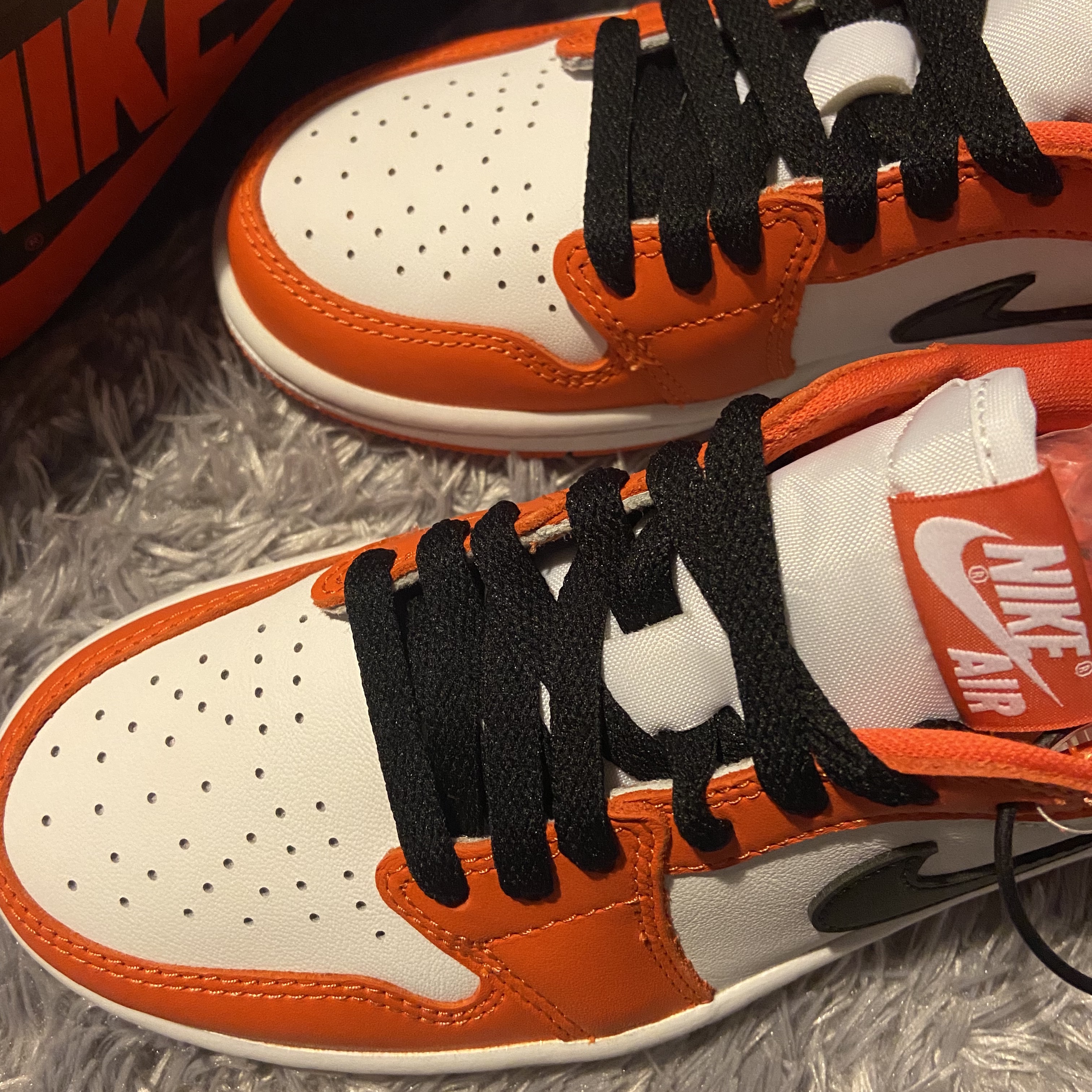 (W) Jordan 1 Low OG Starfish 착용 스타일 - 2