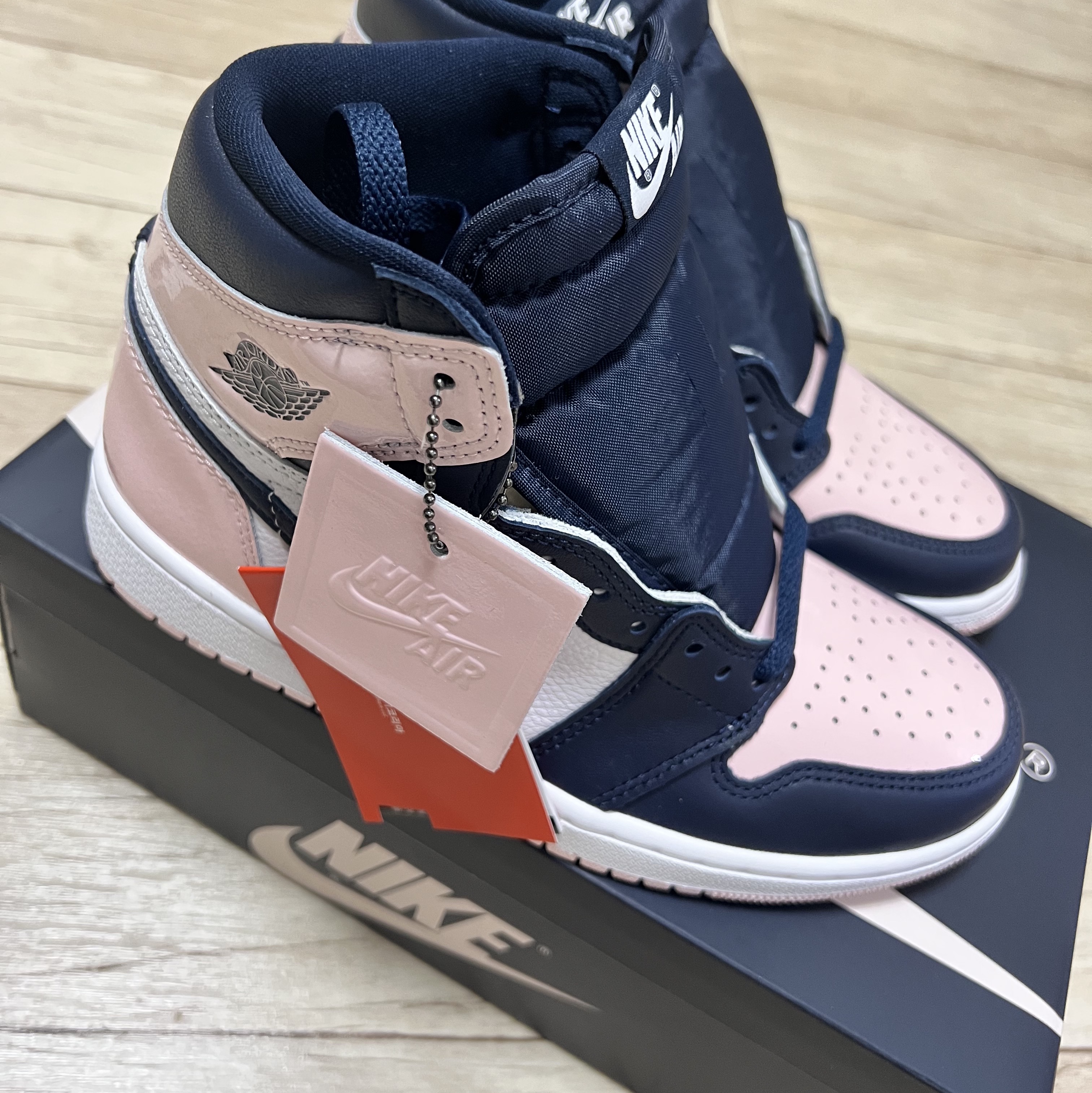 (W) Jordan 1 Retro High OG Atmosphere 착용 스타일