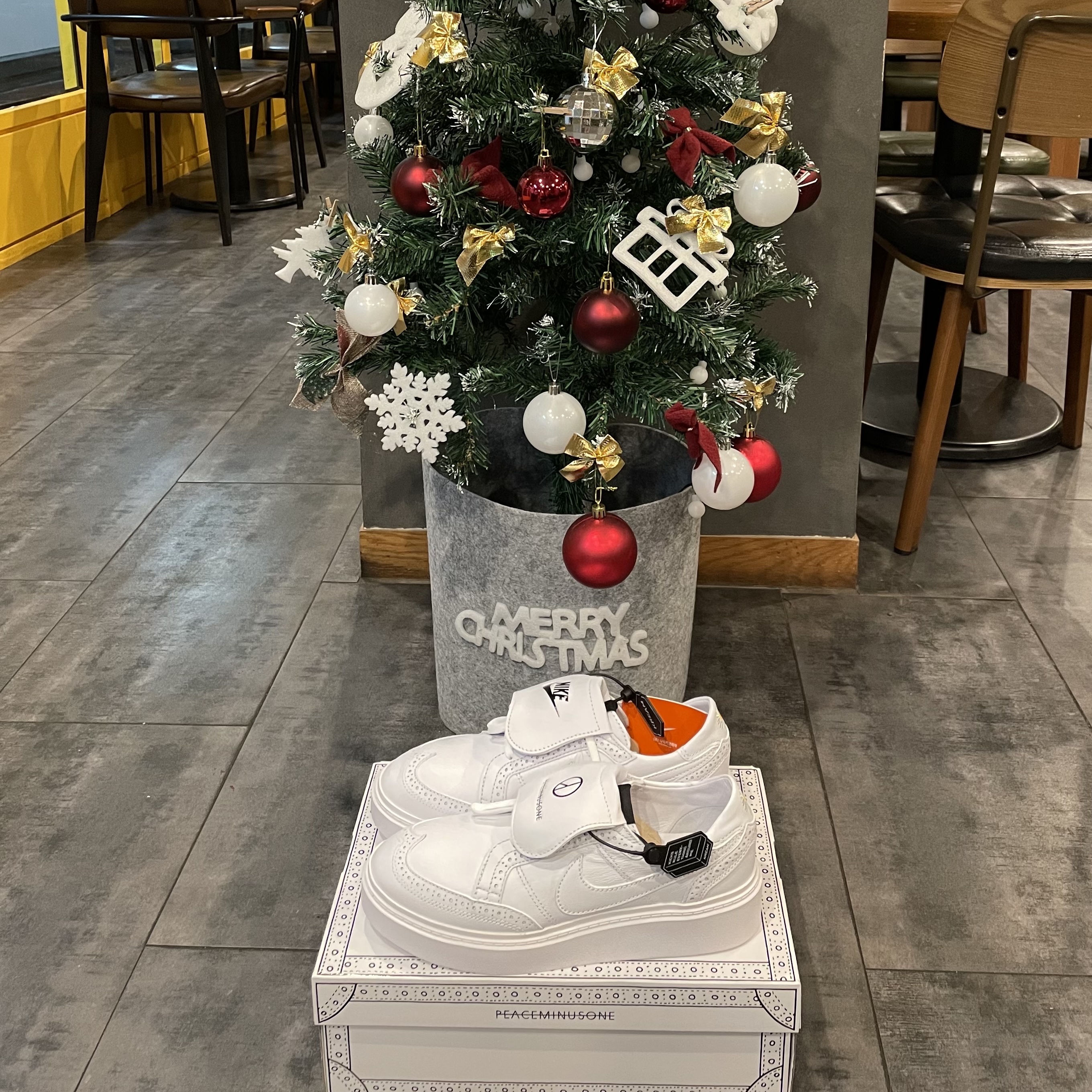 Nike x Peaceminusone Kwondo1 White 착용 스타일 - 1