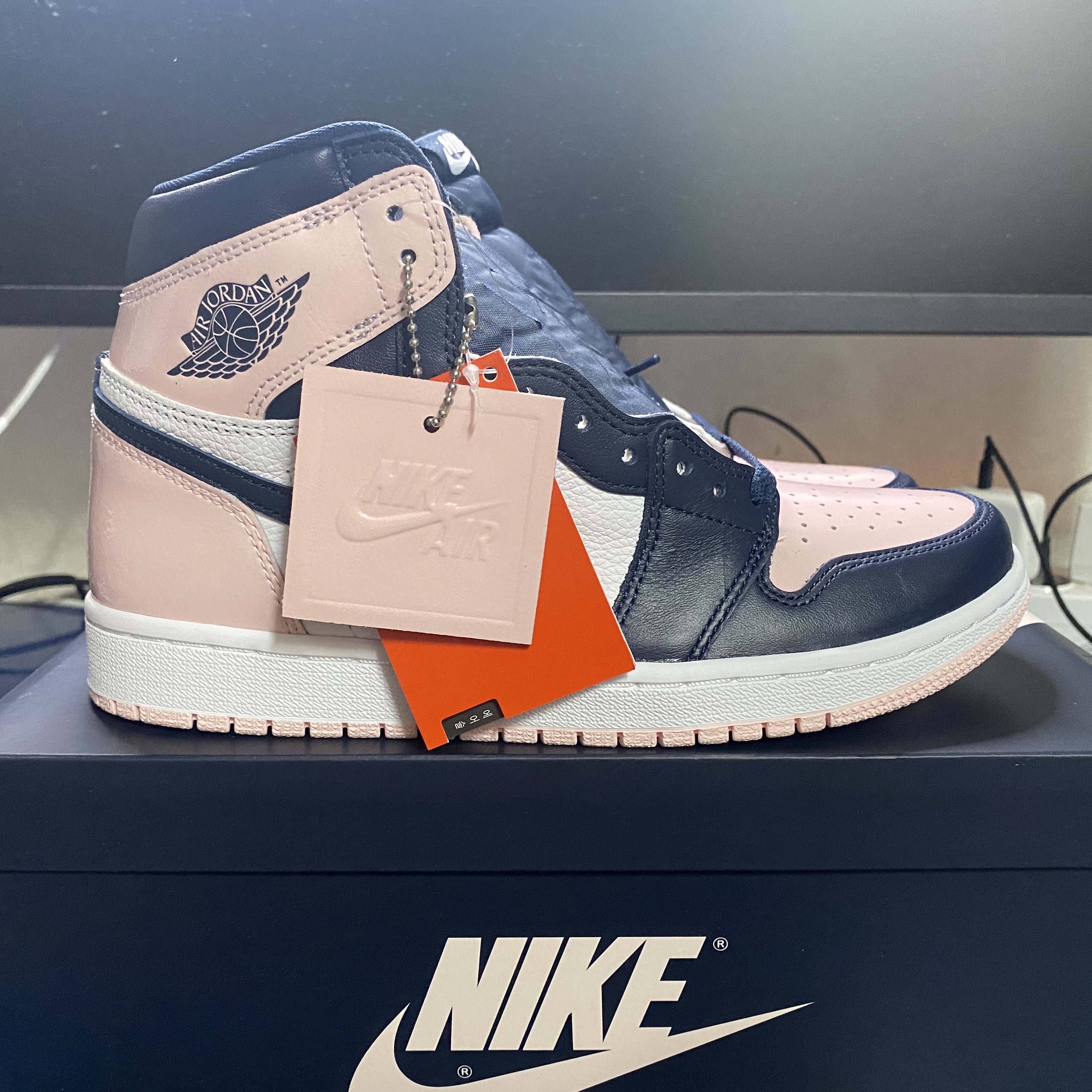 (W) Jordan 1 Retro High OG Atmosphere 착용 스타일 - 3