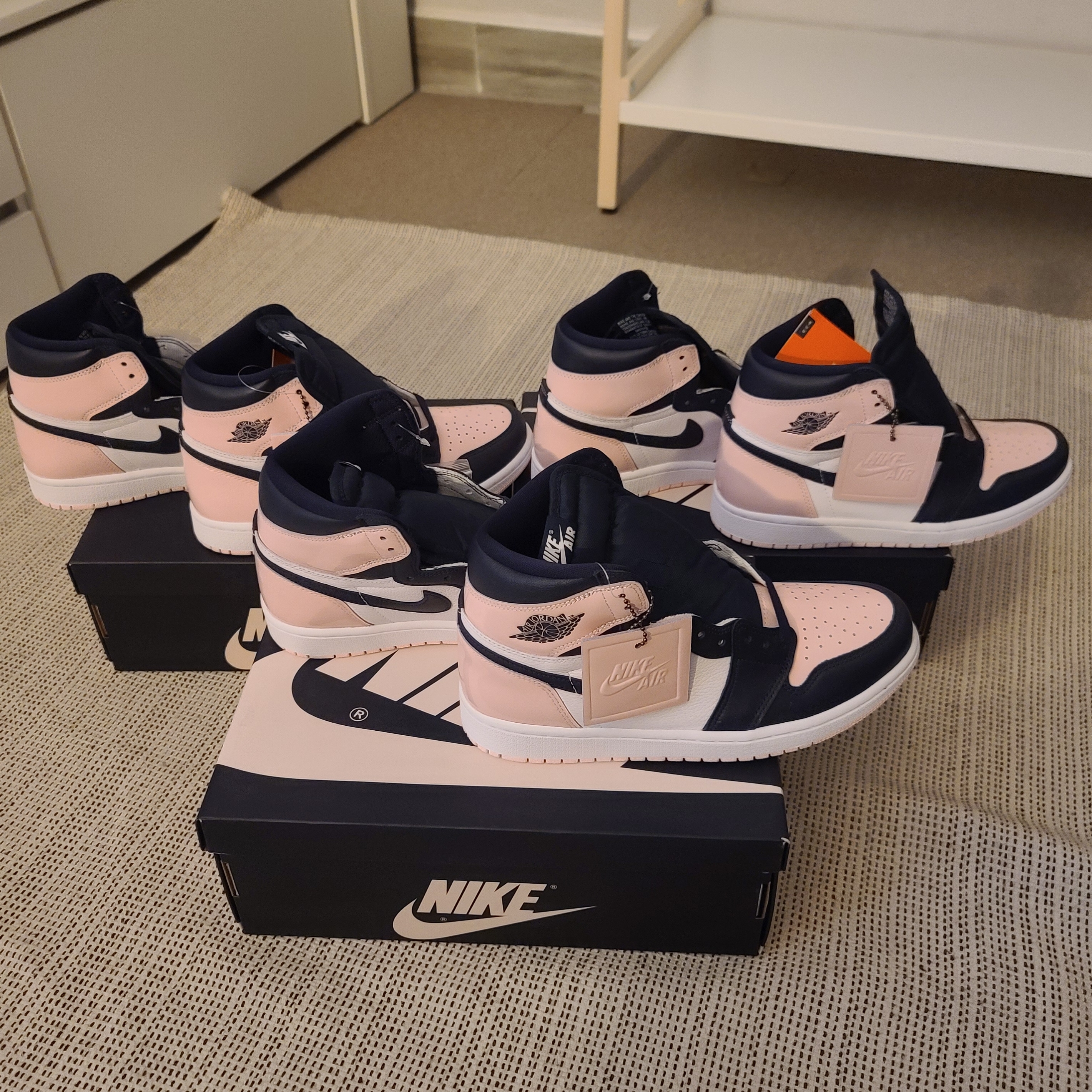 (W) Jordan 1 Retro High OG Atmosphere 착용 스타일